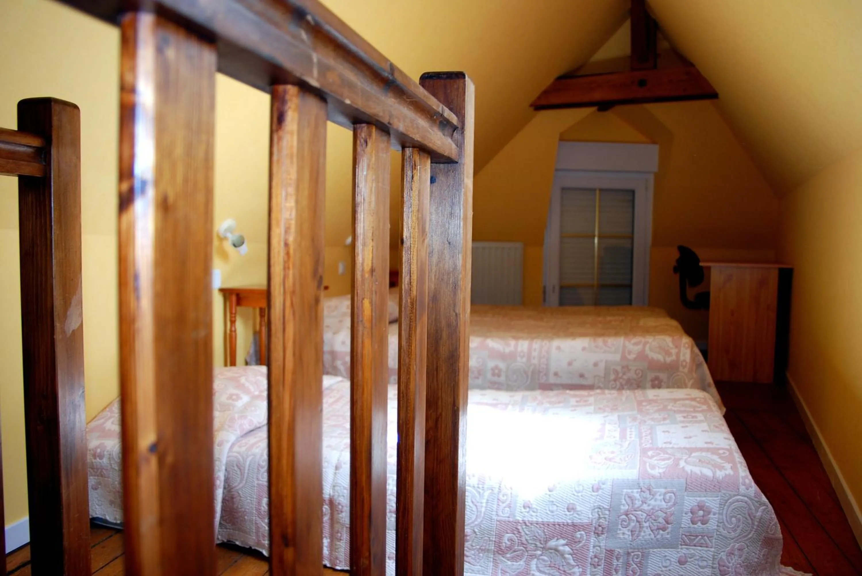 Bedroom, Bed in Hotel De France
