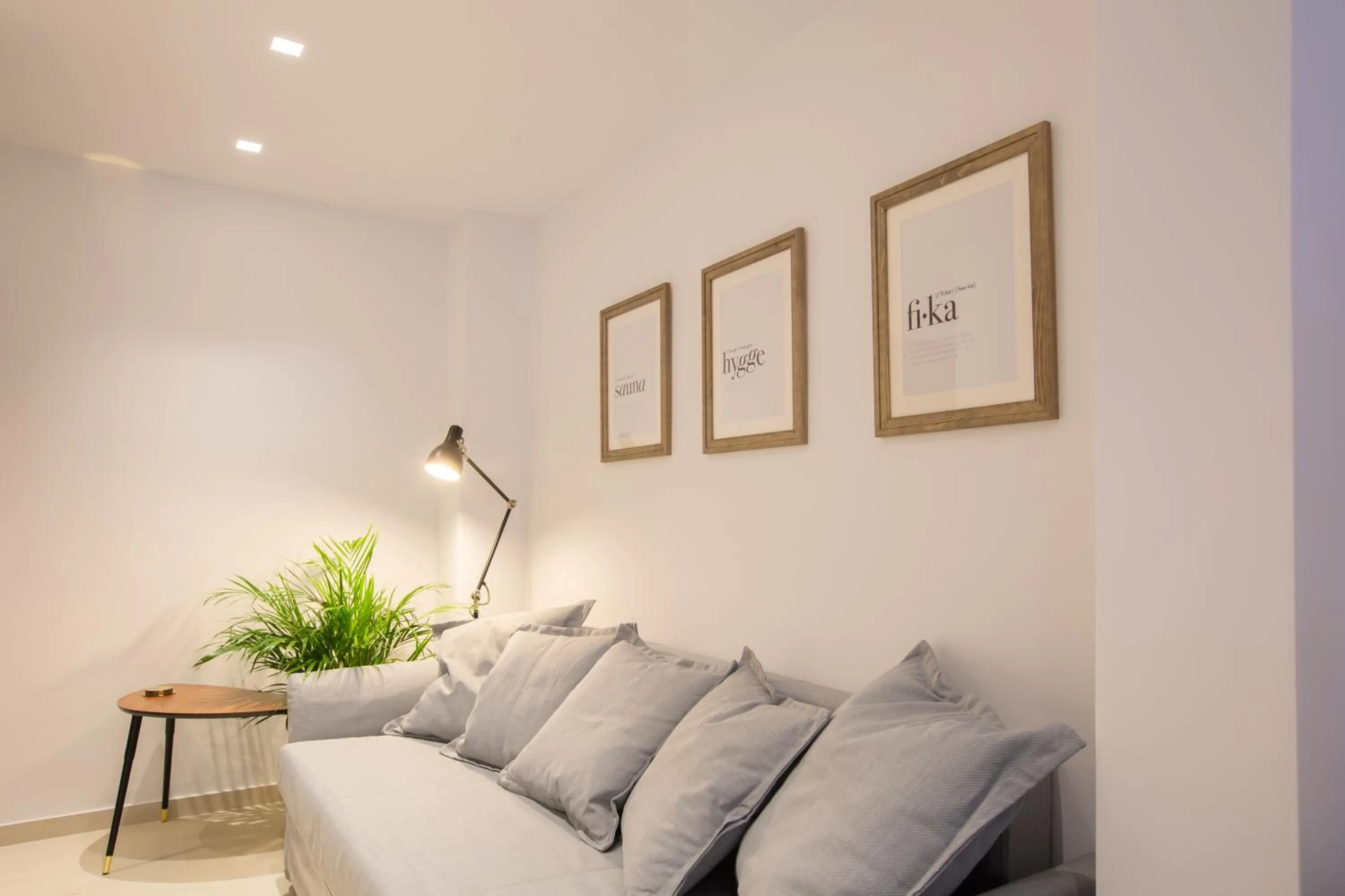 Living room in Phaedrus Living: City Centre Luxury Flat Mavromichali