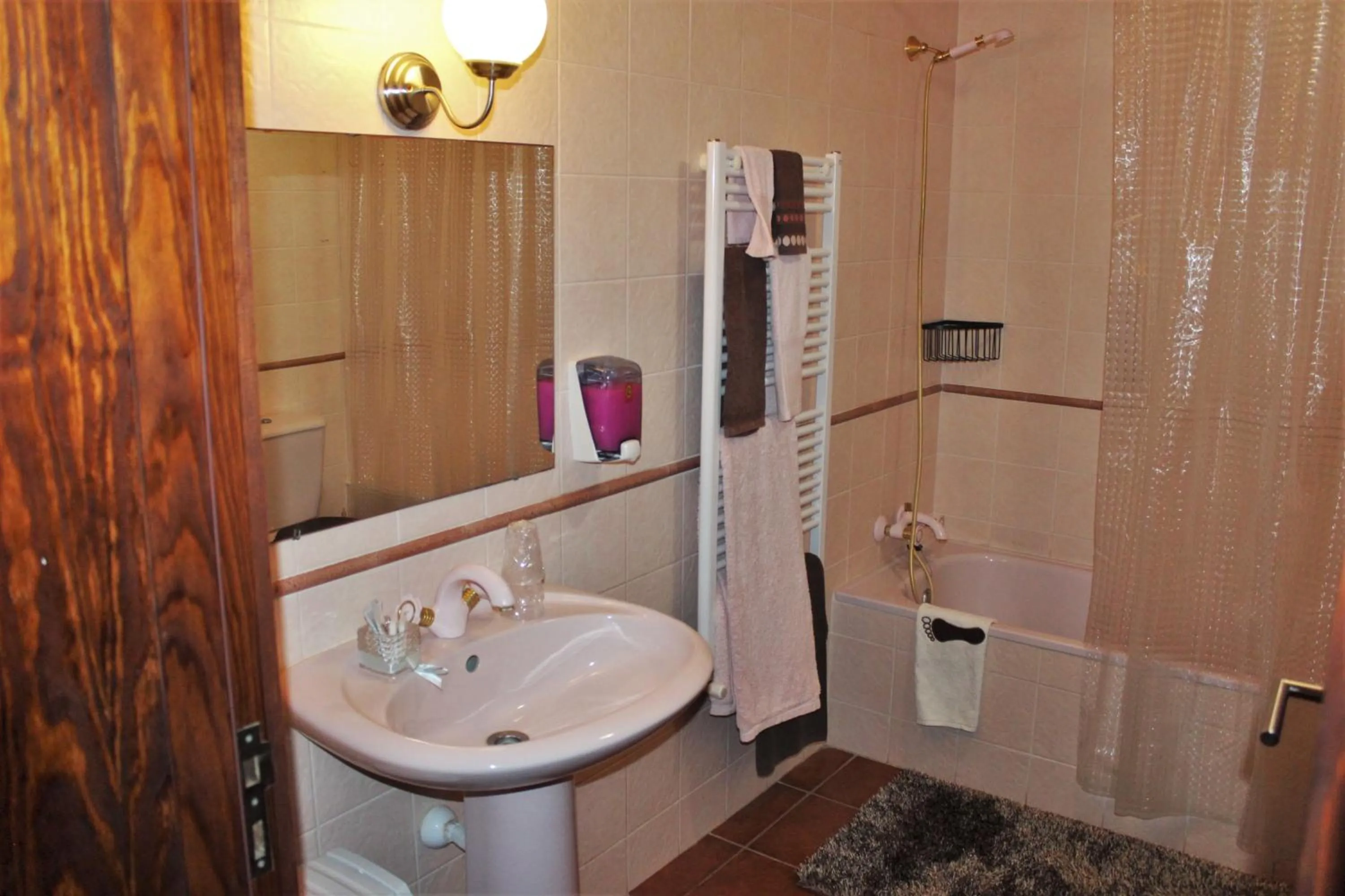 Bathroom in Quintinha D`Arga