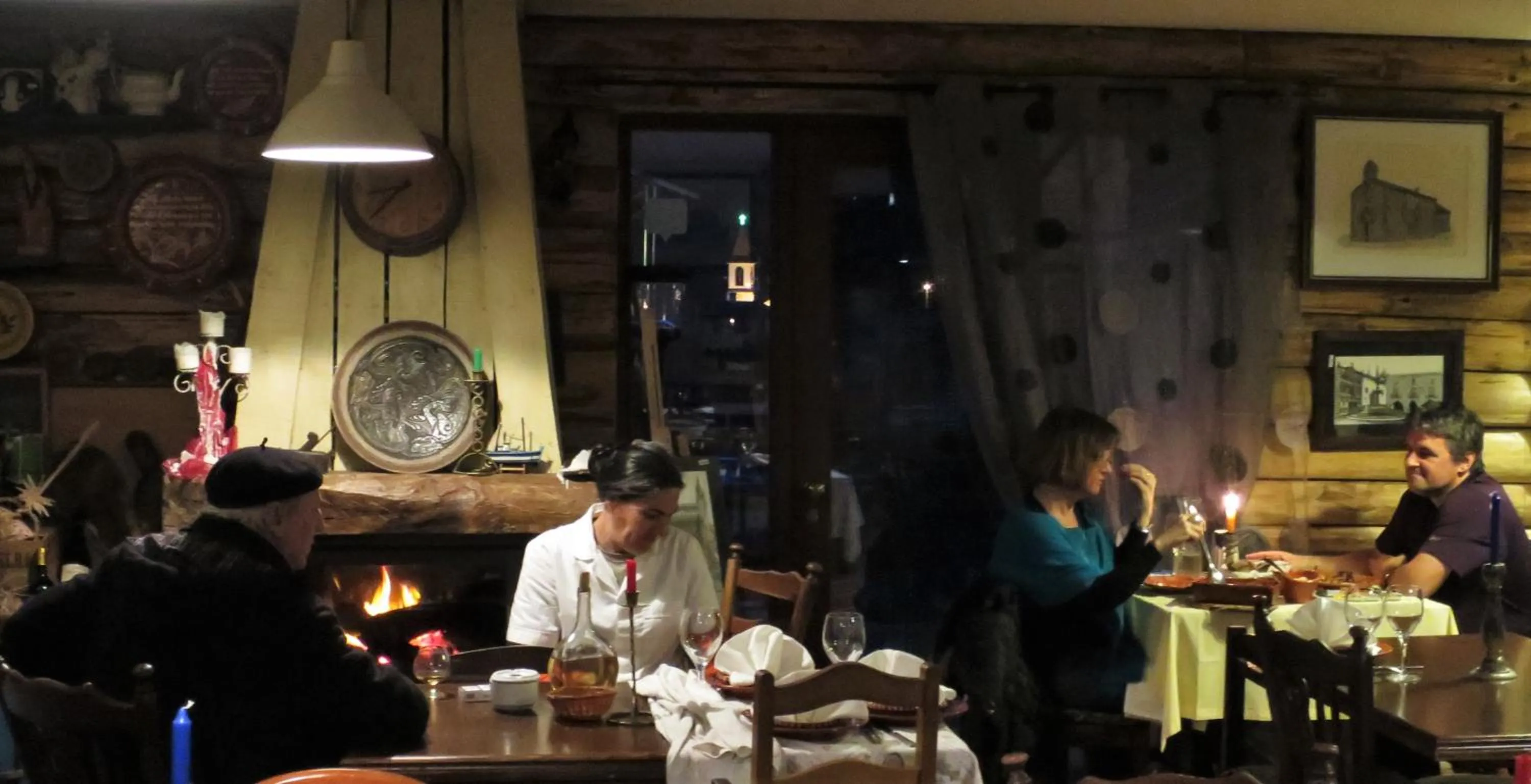 Restaurant/places to eat in Quintinha D`Arga