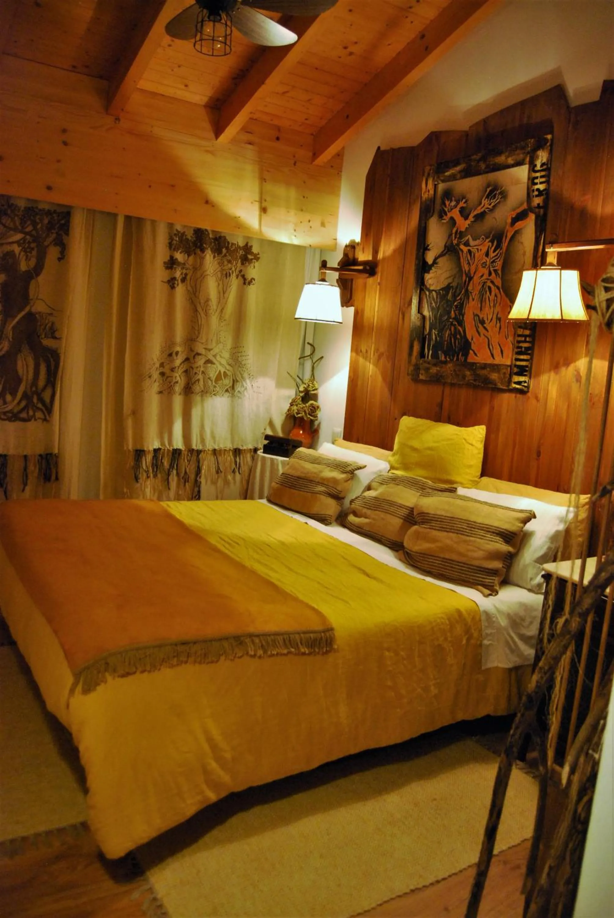 Decorative detail, Bed in Quintinha D`Arga
