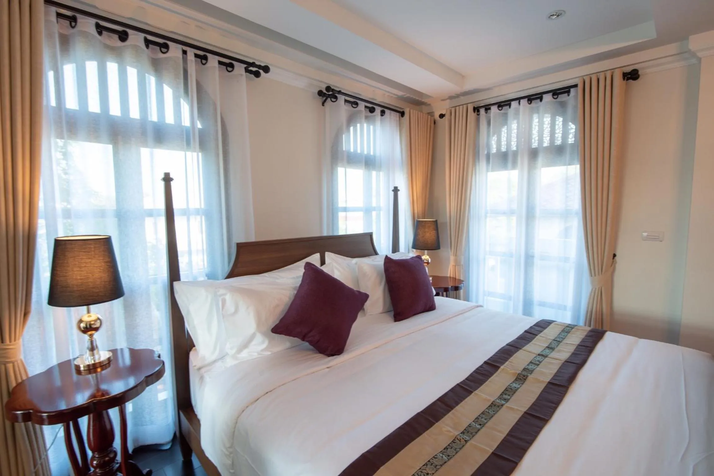 Bed in Nanta Glam CM Hotel & Residences