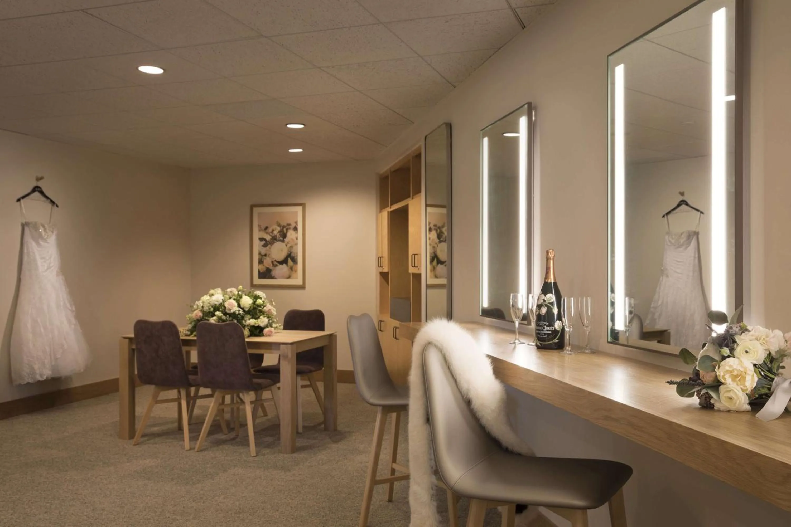 Photo of the whole room in The Inverness Denver, a Hilton Golf & Spa Resort