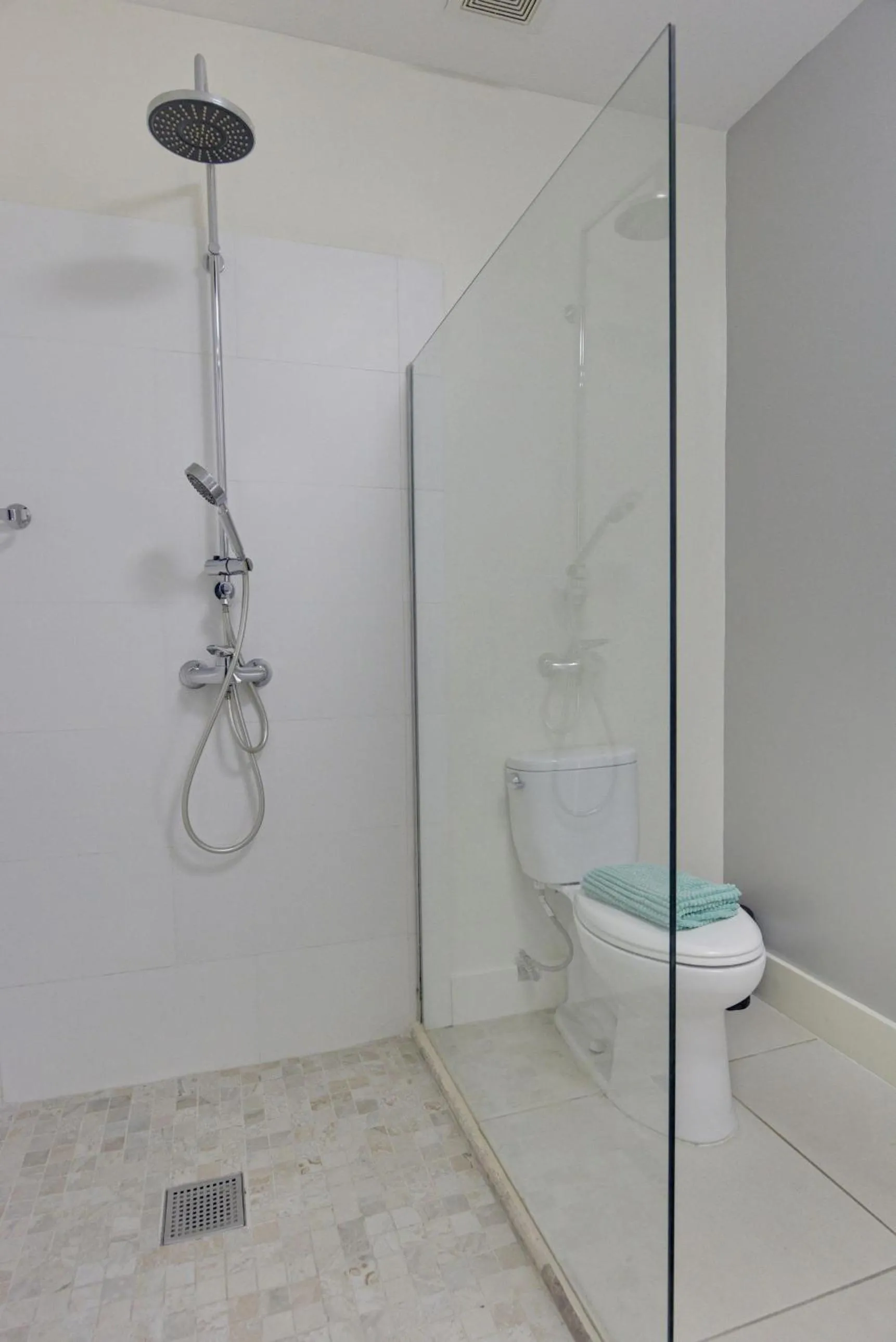 NEW ! Las Islas Condo # 8