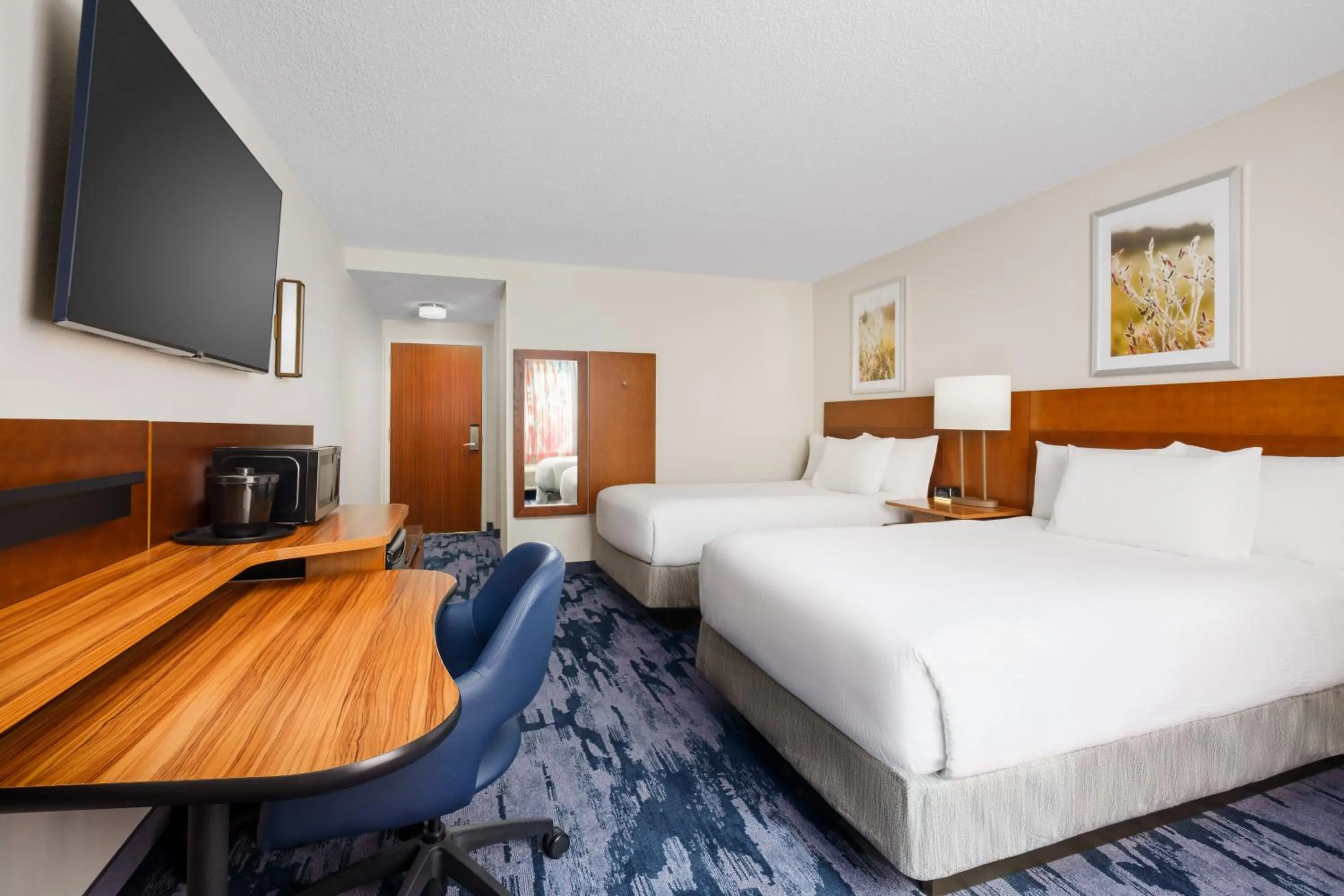 Photo of the whole room, Bed in Fairfield Inn & Suites Boca Raton