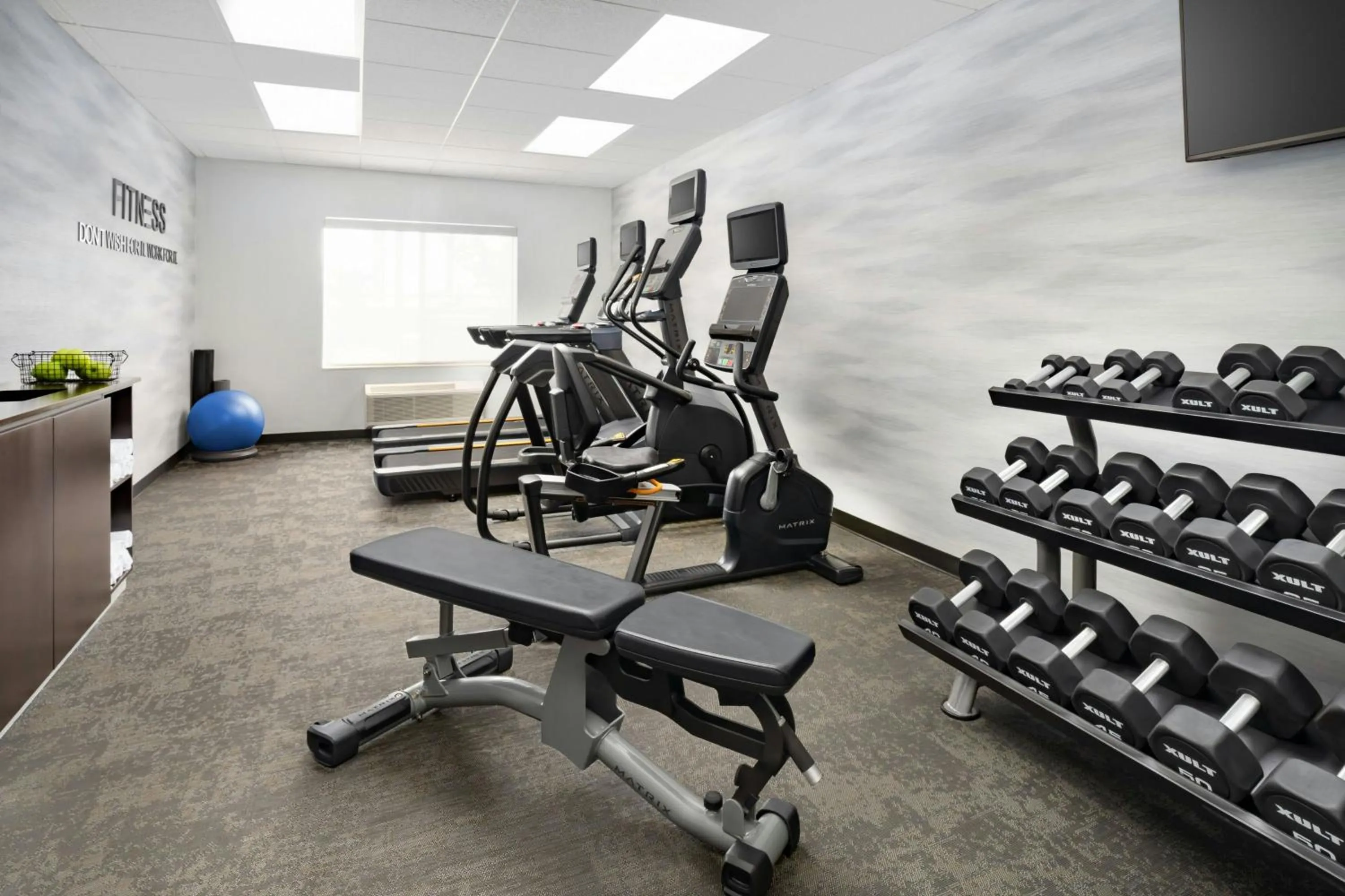 Fitness centre/facilities in Fairfield Inn & Suites Boca Raton