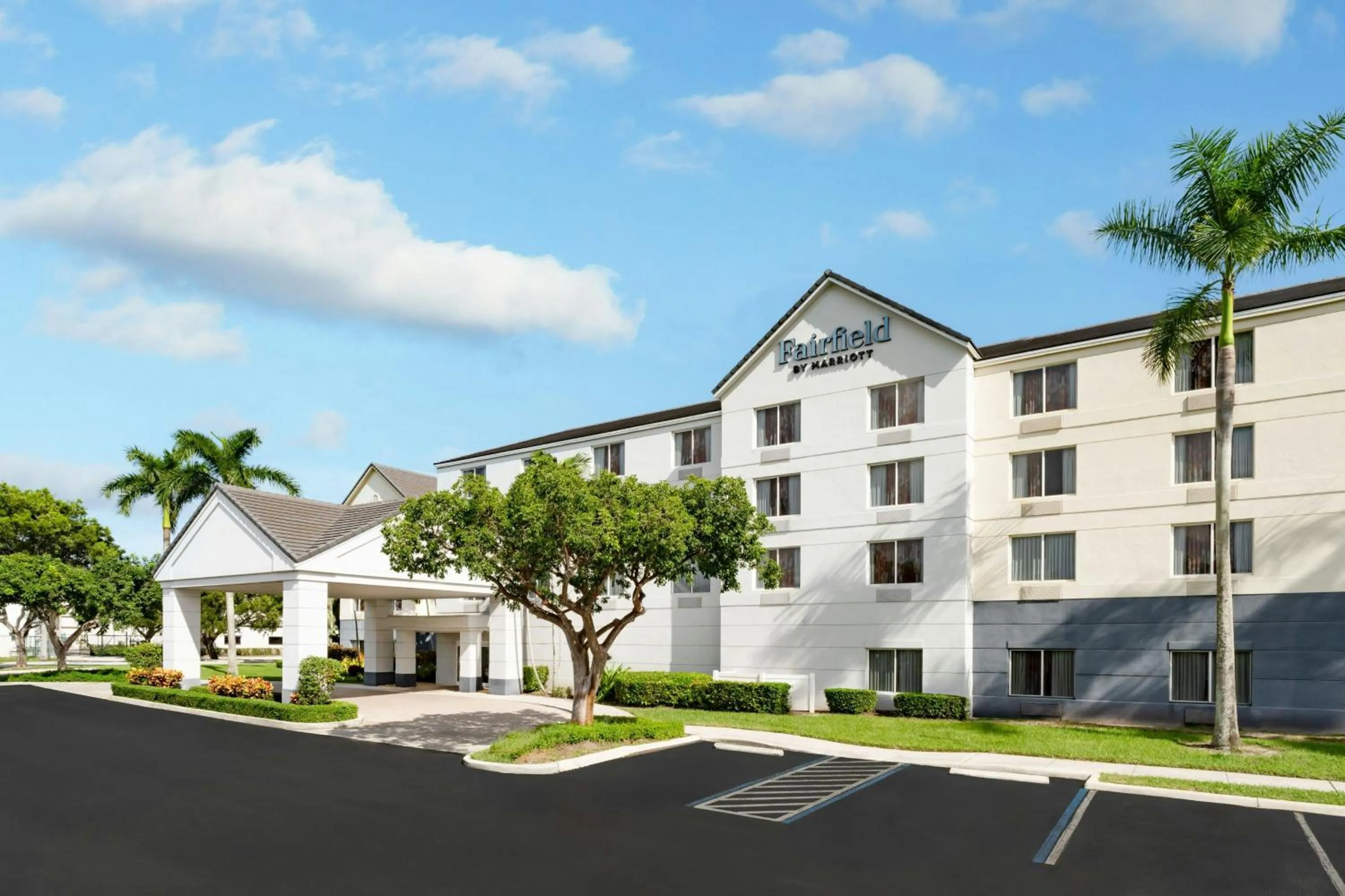 Property building in Fairfield Inn & Suites Boca Raton
