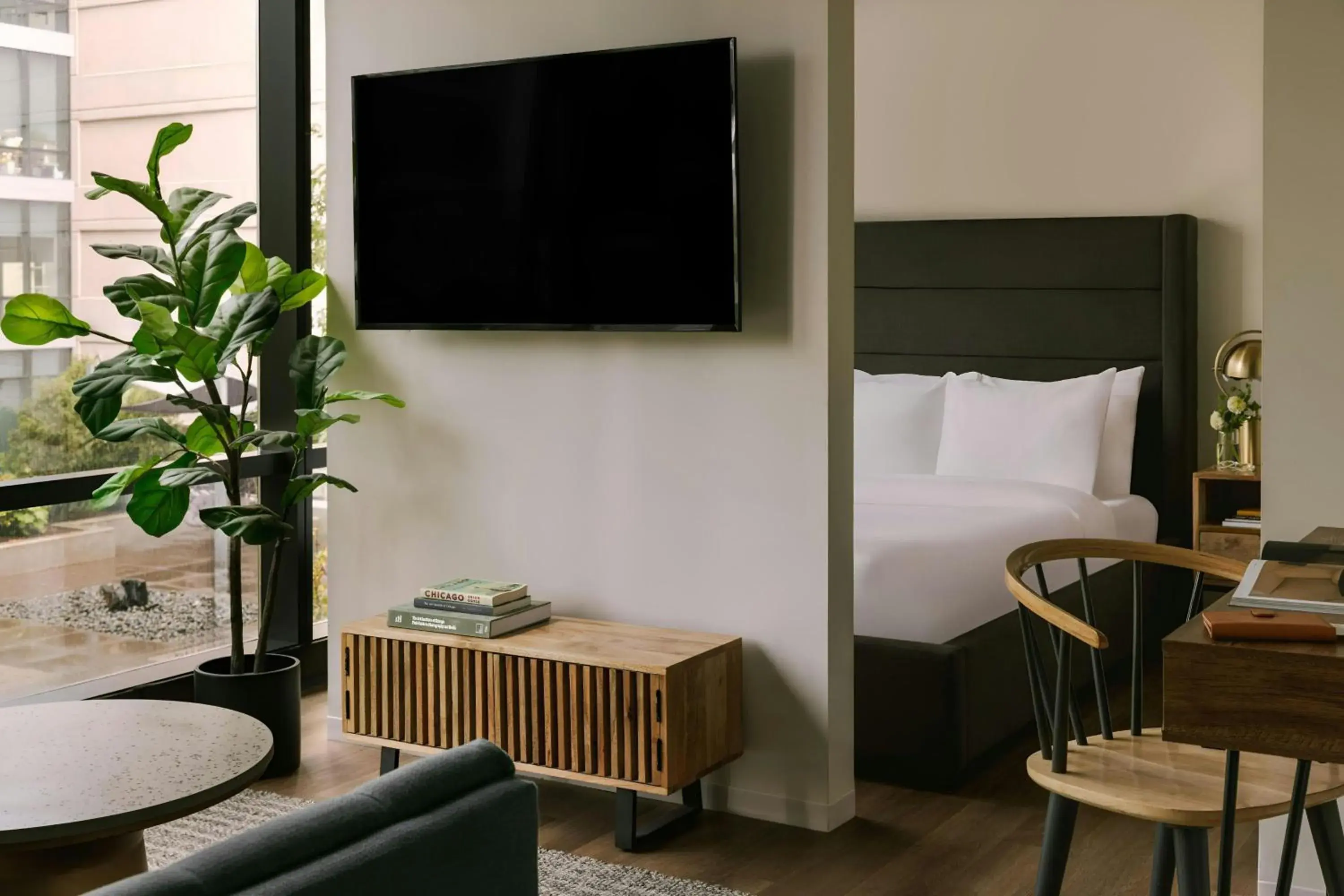 Studio Apartment with Queen Bed and City View in Sonder by Marriott Bonvoy South Wabash Apartments South Loop Studio Apartment with Queen Bed and City View in Sonder by Marriott Bonvoy South Wabash Apartments South Loop