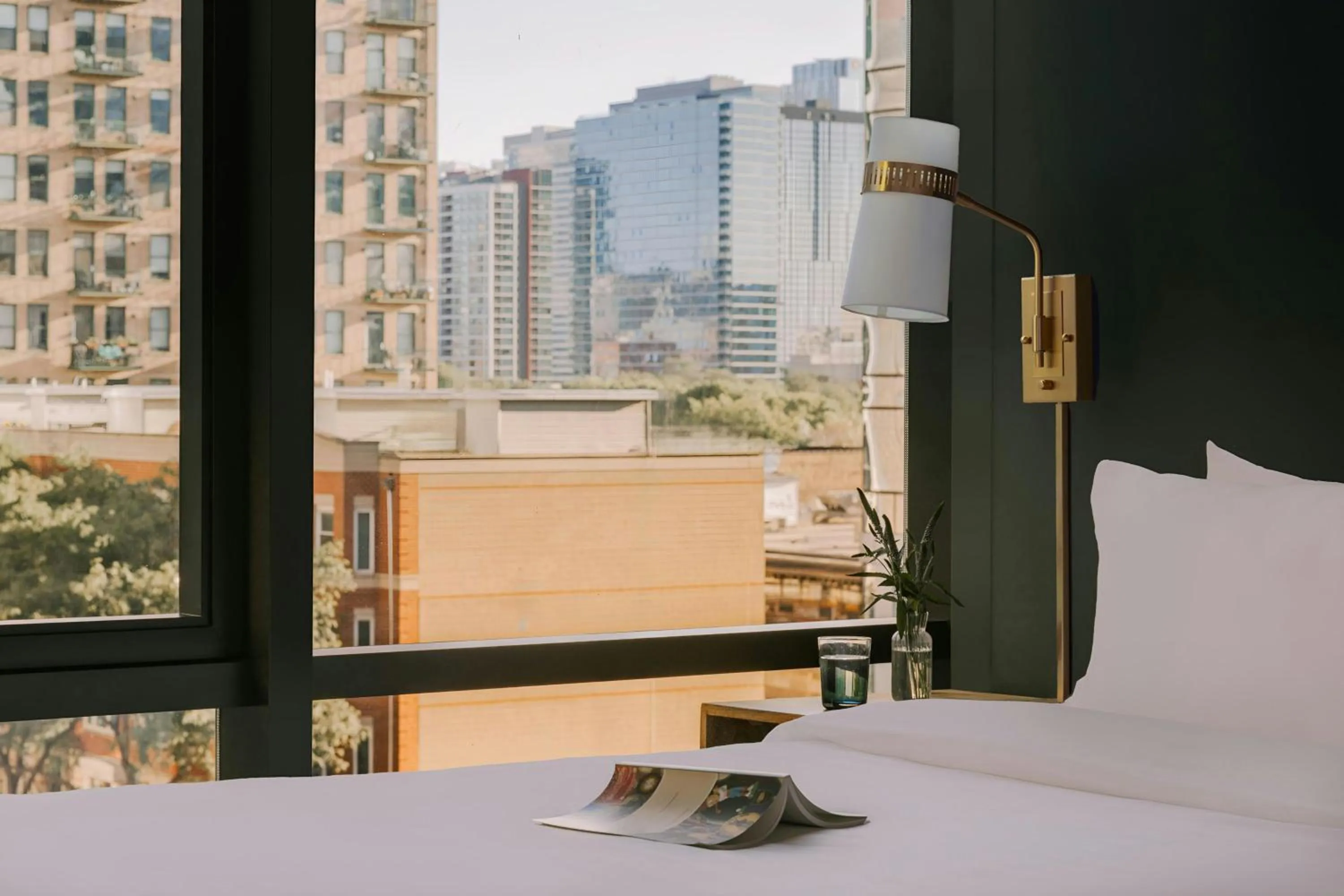 Bedroom, Bed in Sonder by Marriott Bonvoy South Wabash Apartments South Loop