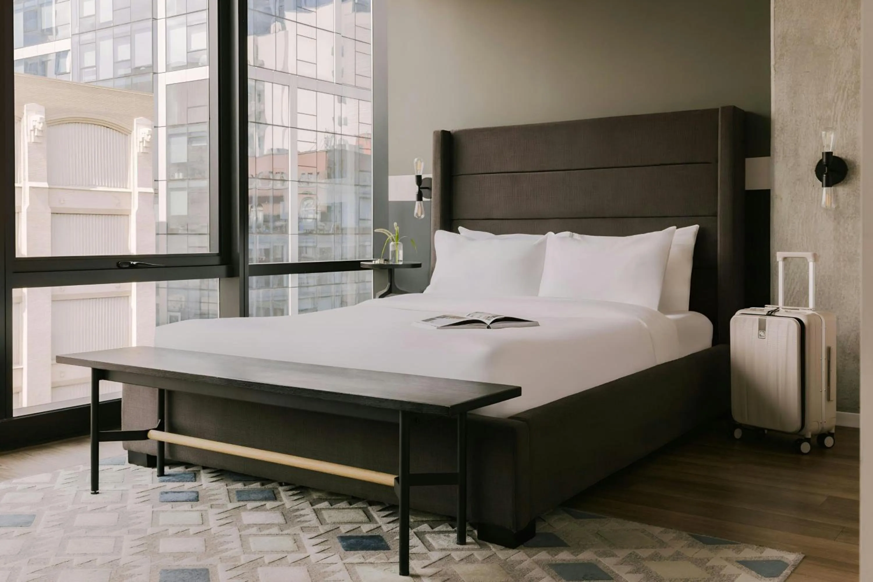 Bedroom, Bed in Sonder by Marriott Bonvoy South Wabash Apartments South Loop