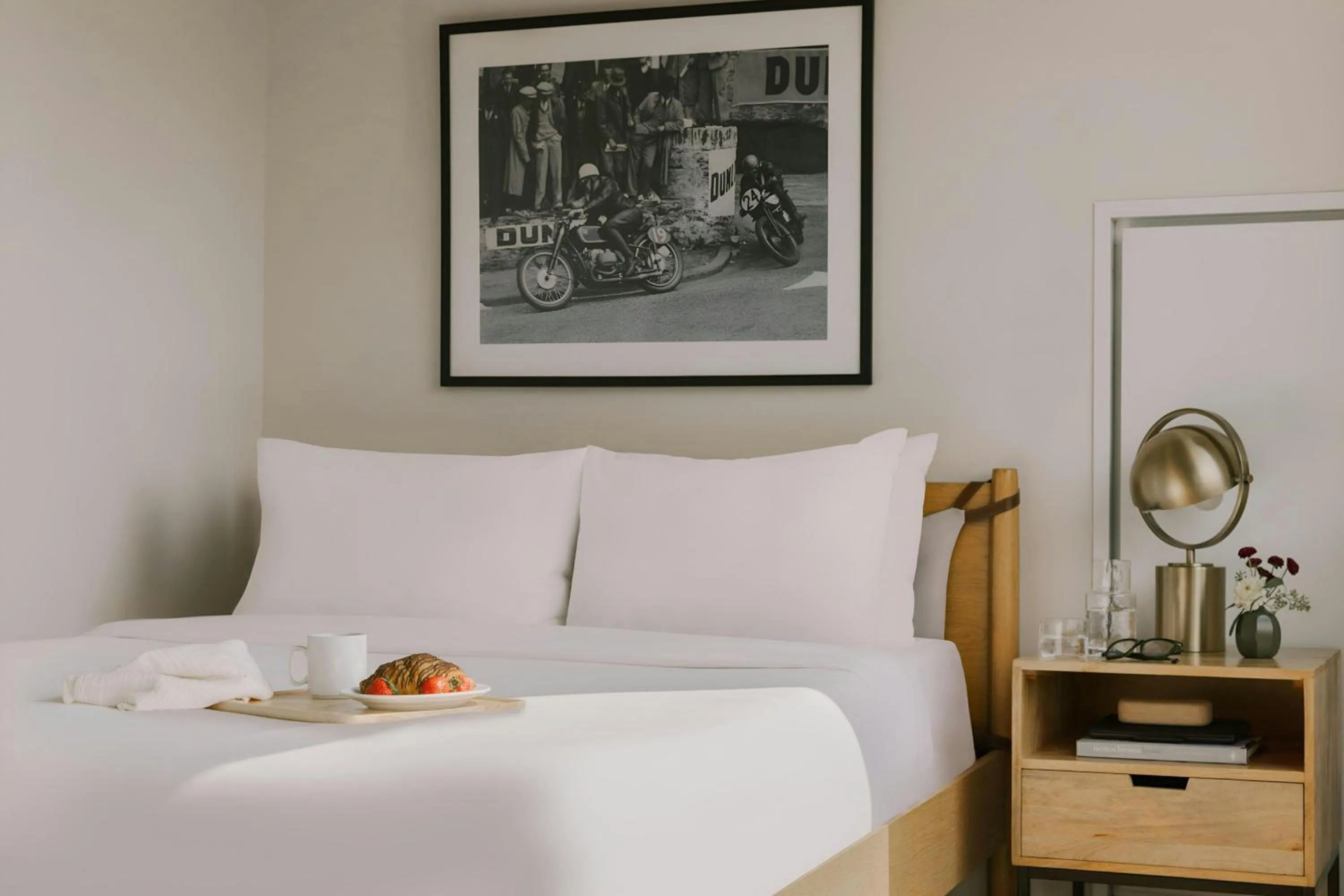 Bedroom, Bed in Sonder by Marriott Bonvoy South Wabash Apartments South Loop