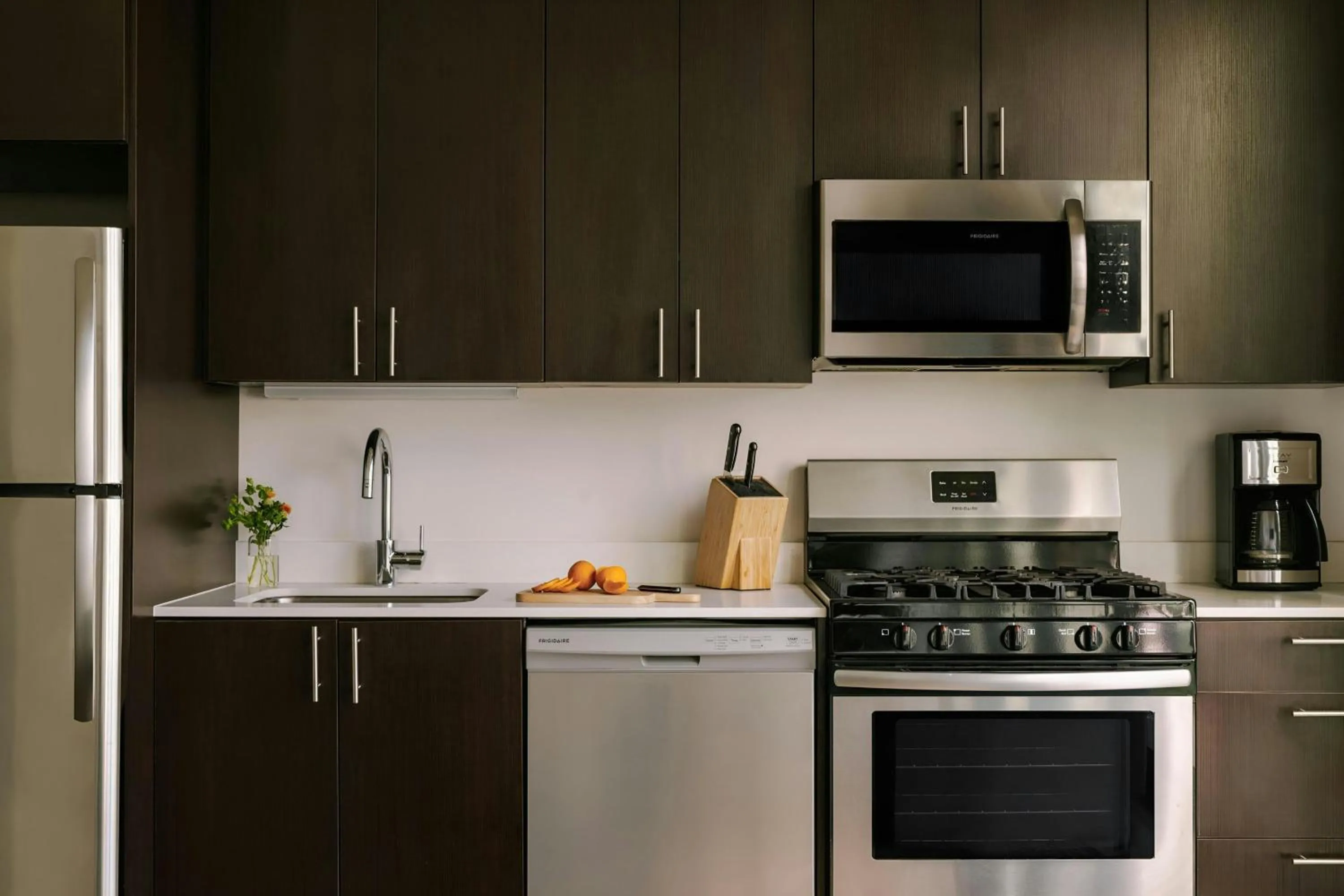 Kitchen or kitchenette in Sonder by Marriott Bonvoy South Wabash Apartments South Loop