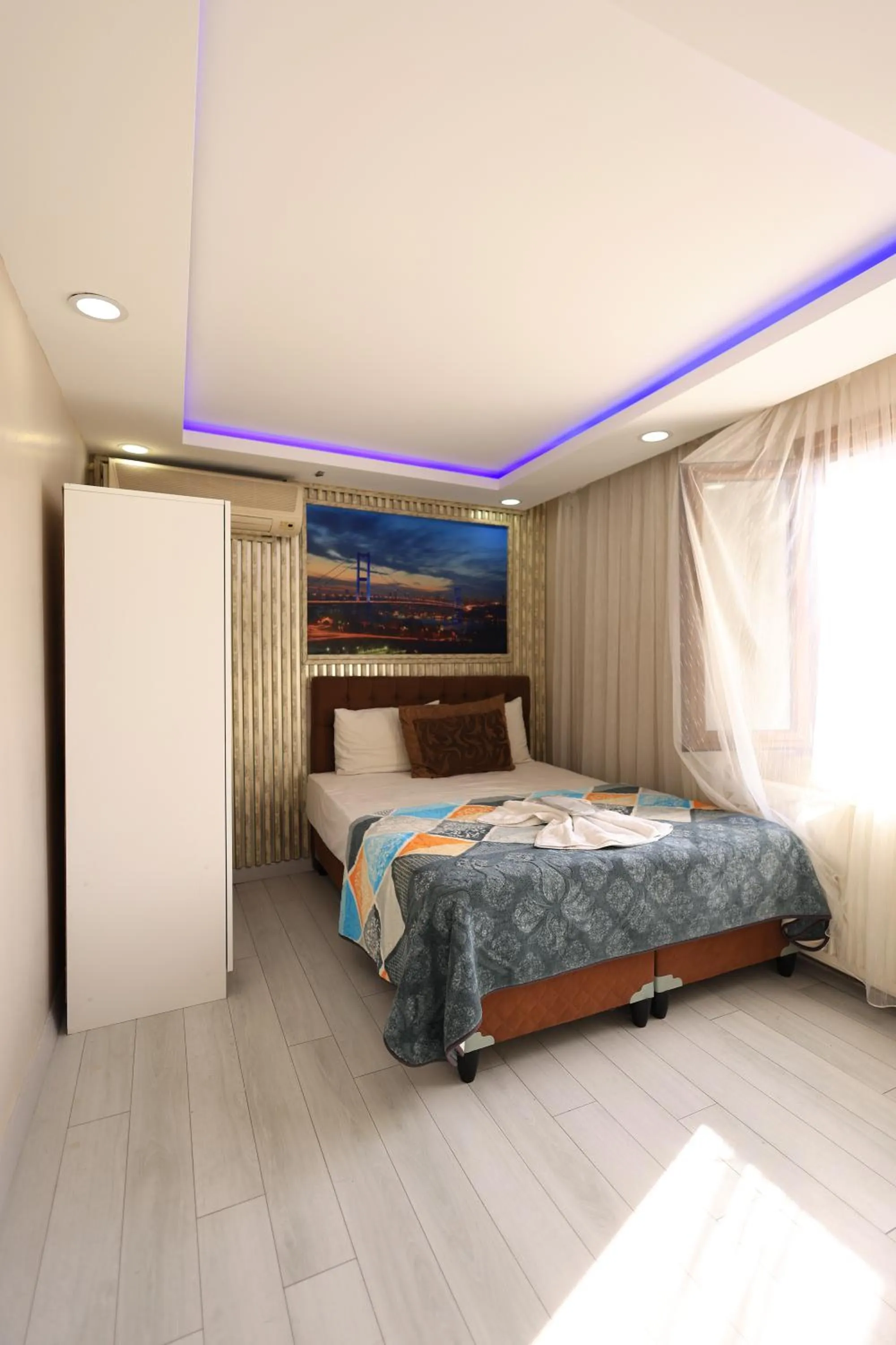 Photo of the whole room in HamzaBey Hotel