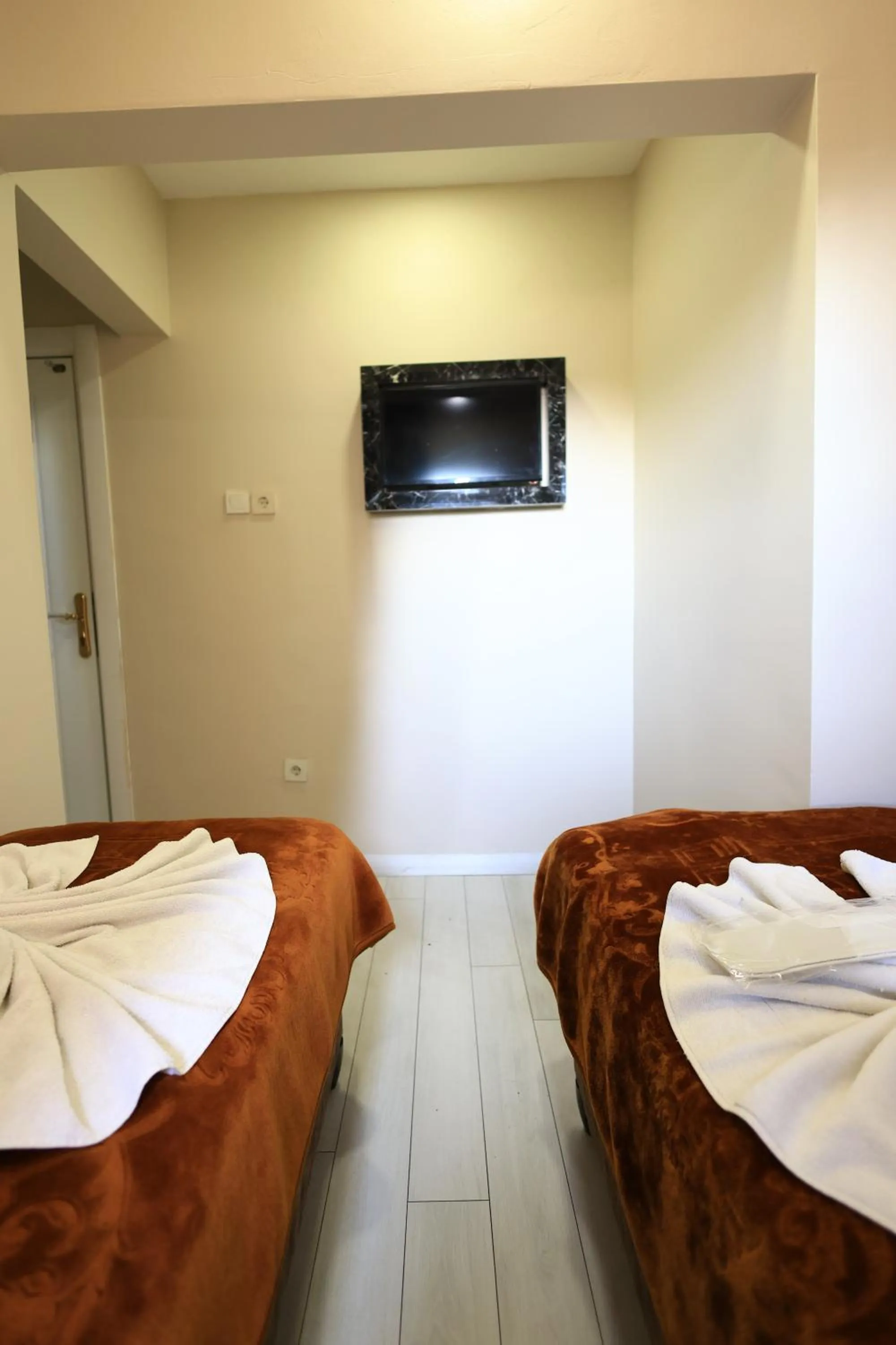 Photo of the whole room in HamzaBey Hotel