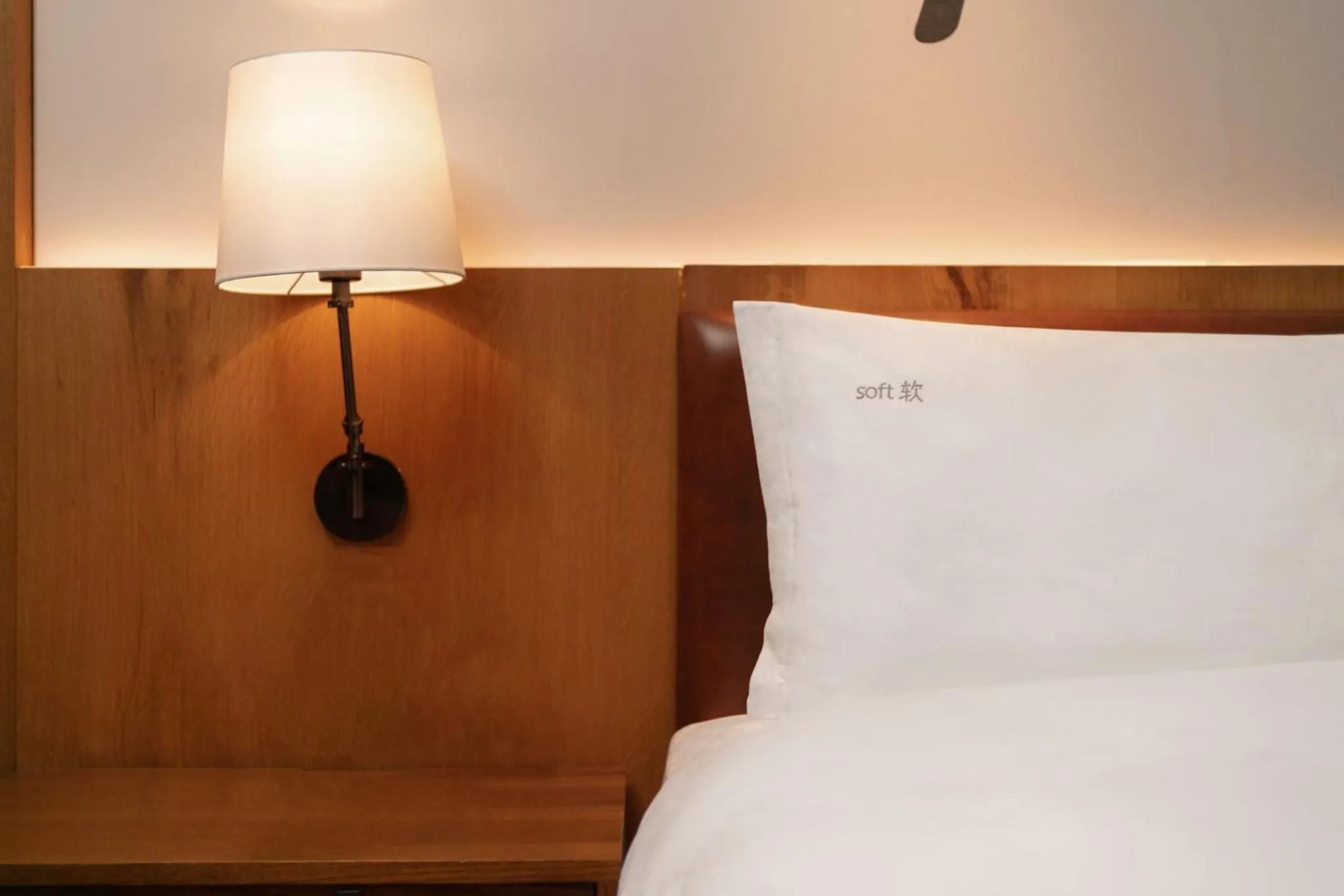 Photo of the whole room, Bed in Holiday Inn Jilin Beidahu by IHG