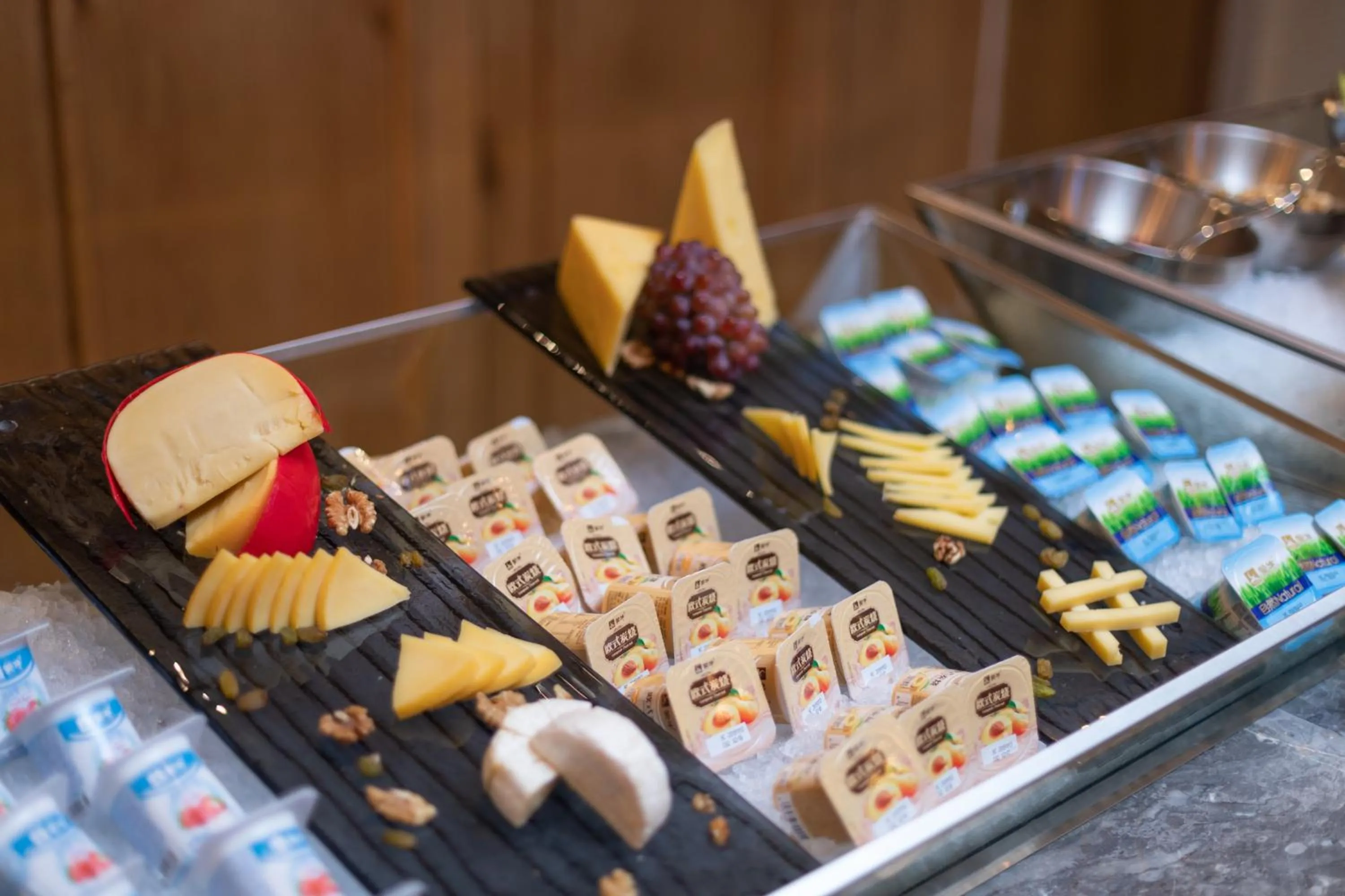 Breakfast in Holiday Inn Jilin Beidahu by IHG