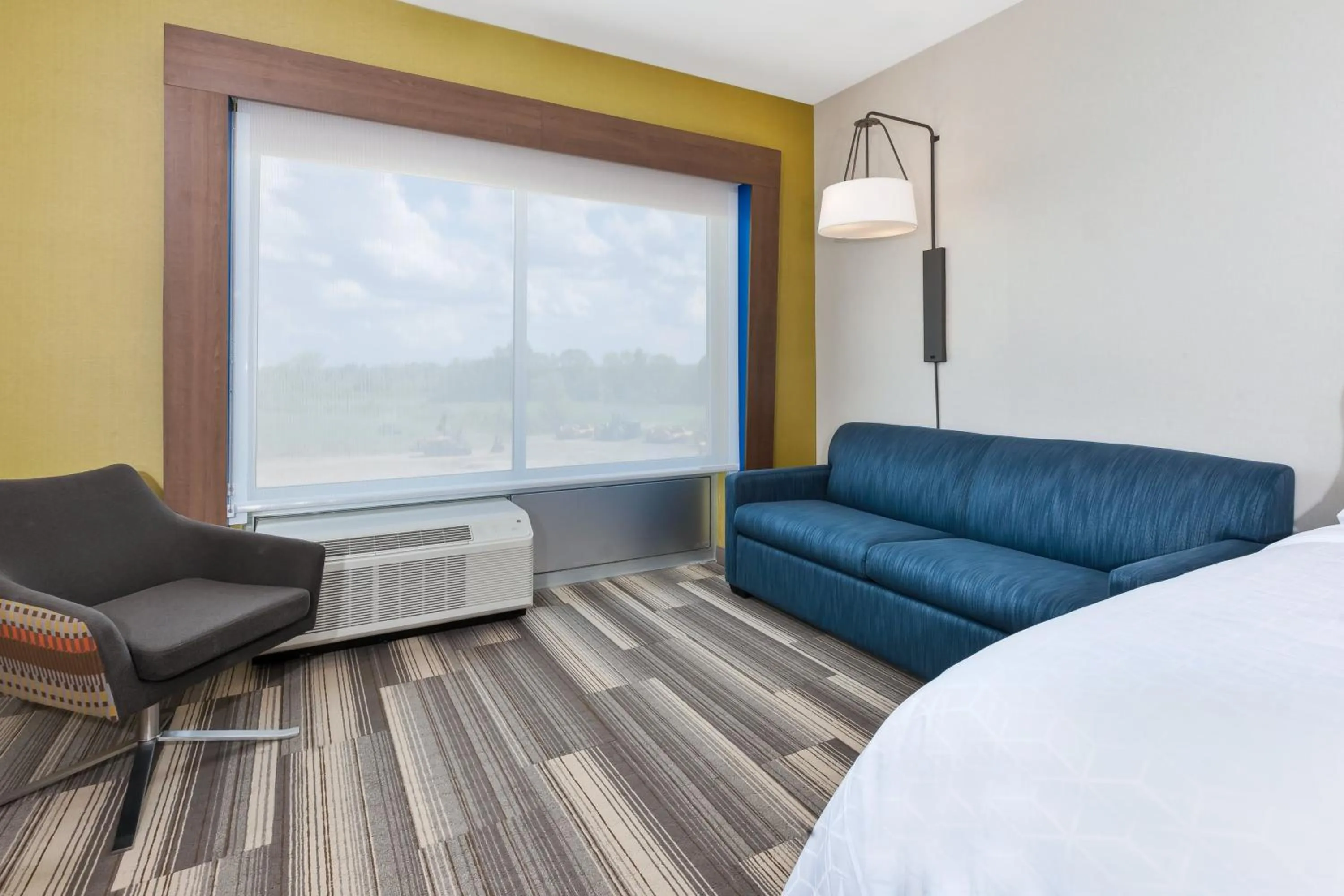 Photo of the whole room in Holiday Inn Express & Suites - Grand Rapids Airport - South by IHG