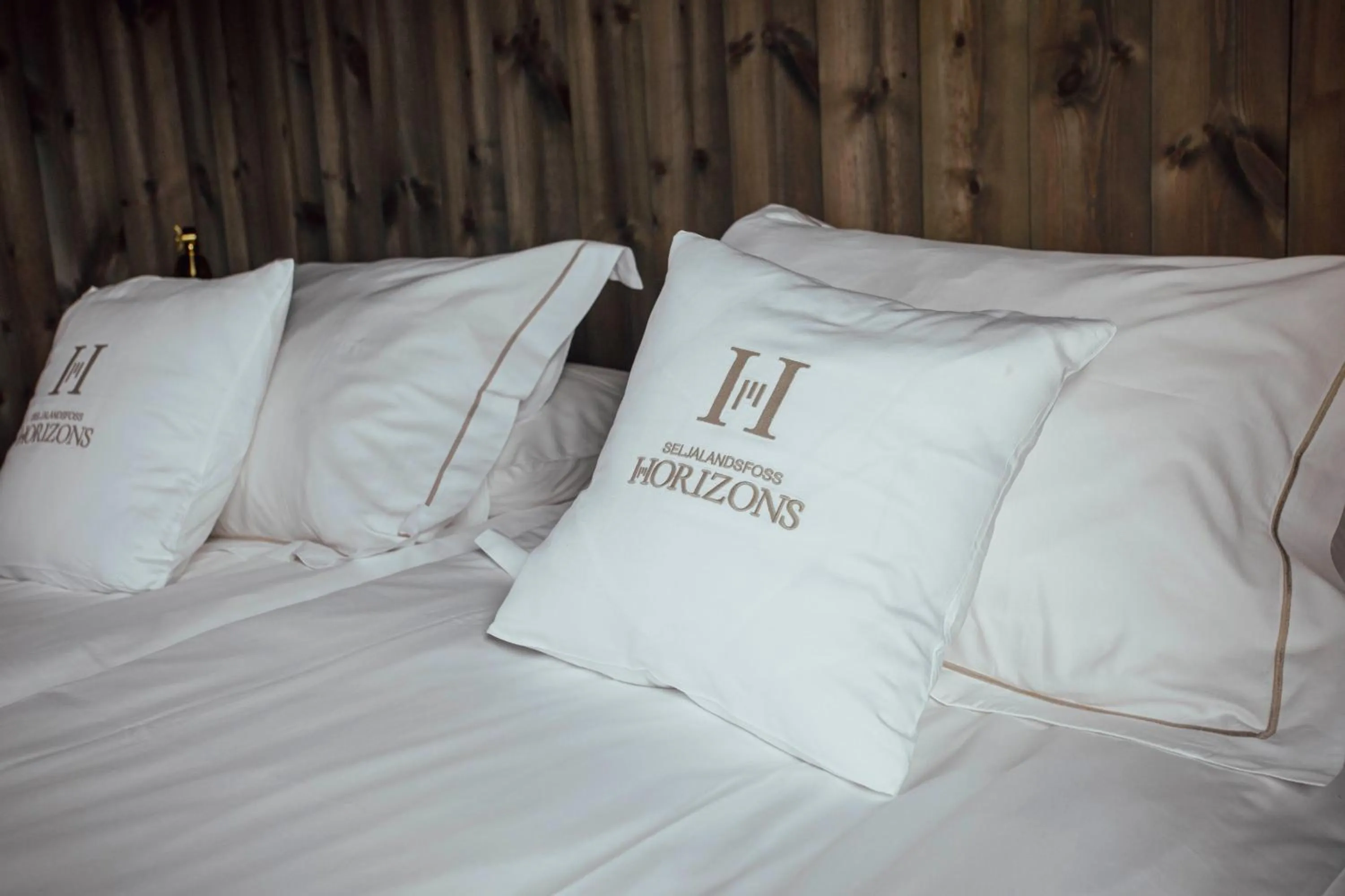 Bedroom, Bed in Seljalandsfoss Horizons