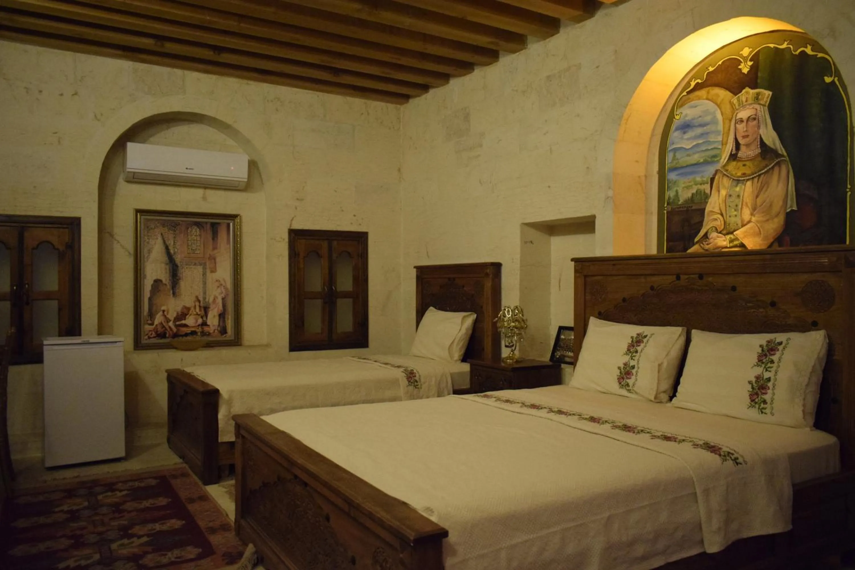 Bed in nahrin hote & art