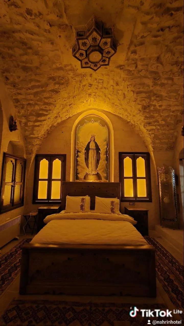 Comfort Quadruple Room in nahrin hote & art