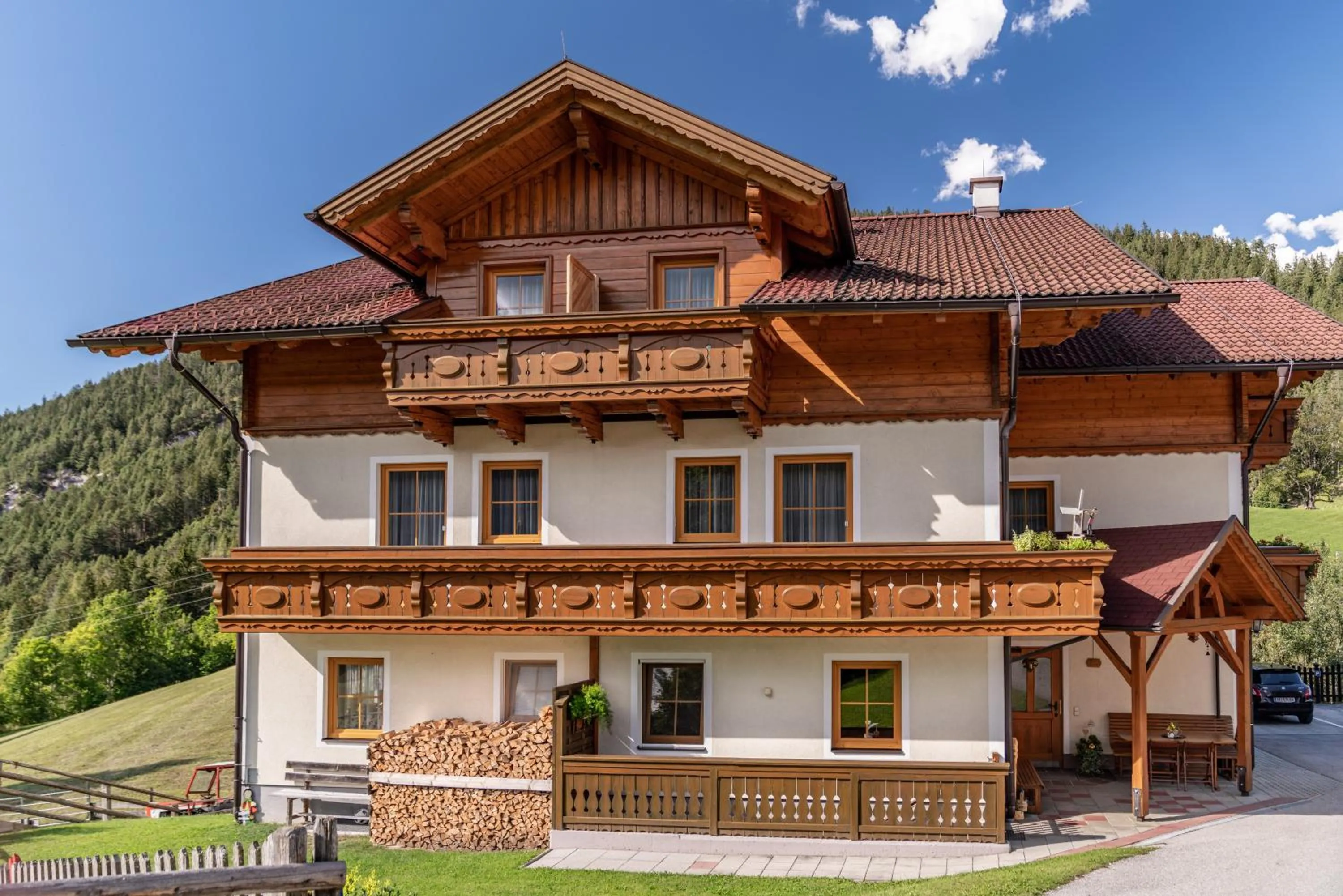 Property building in Mittergruberhof