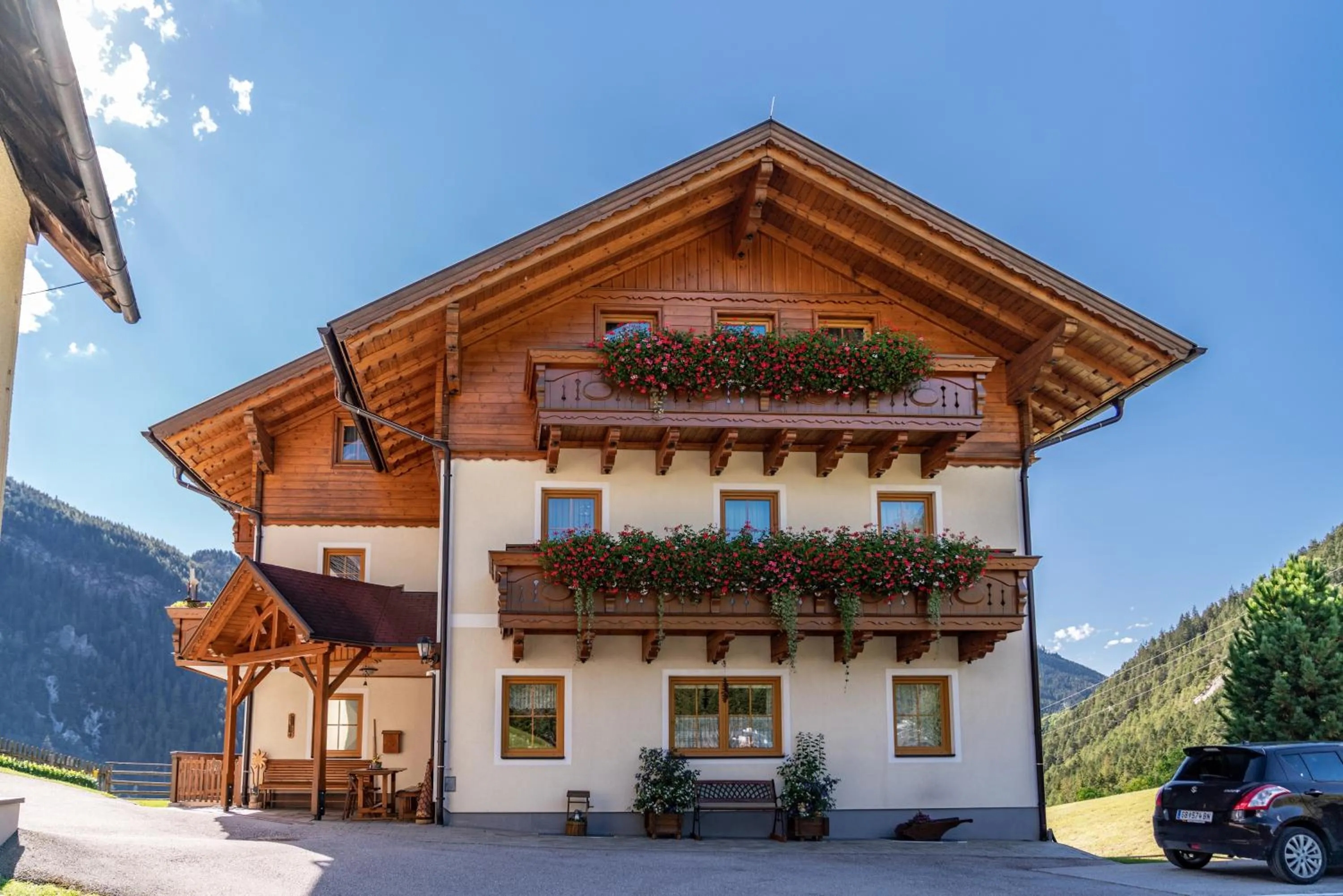 Property building in Mittergruberhof