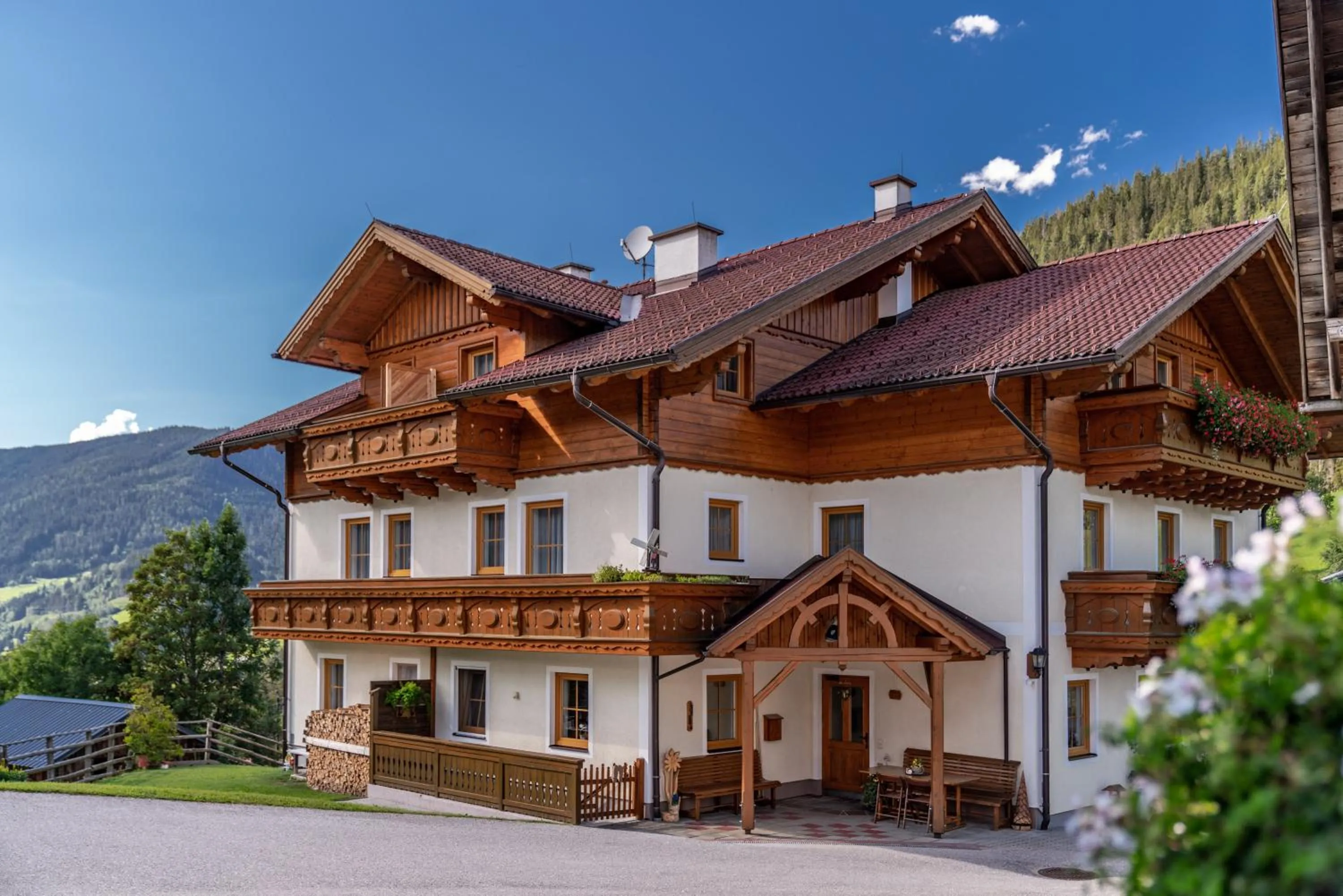 Property building in Mittergruberhof