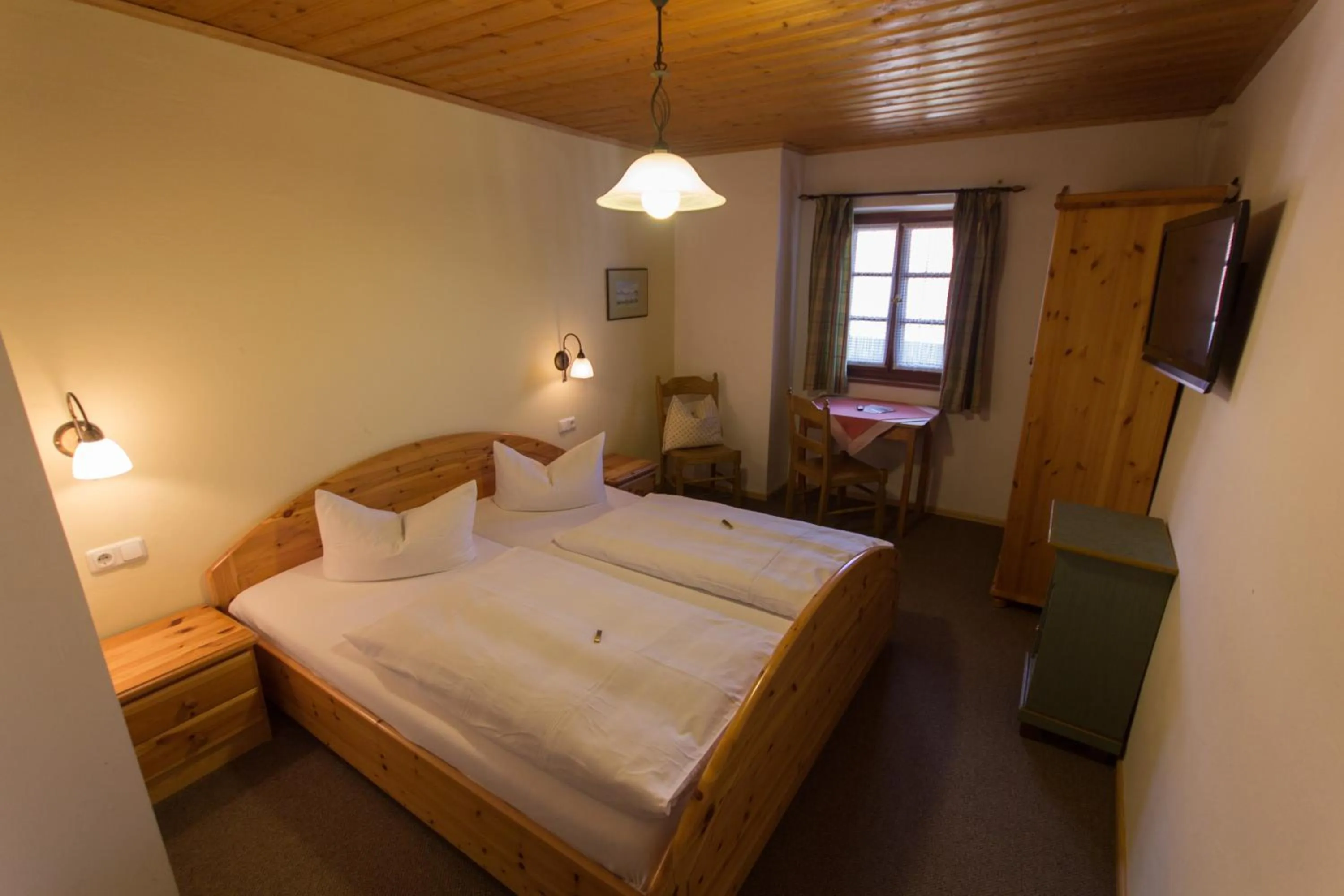 Bed in Landhaus Griessee