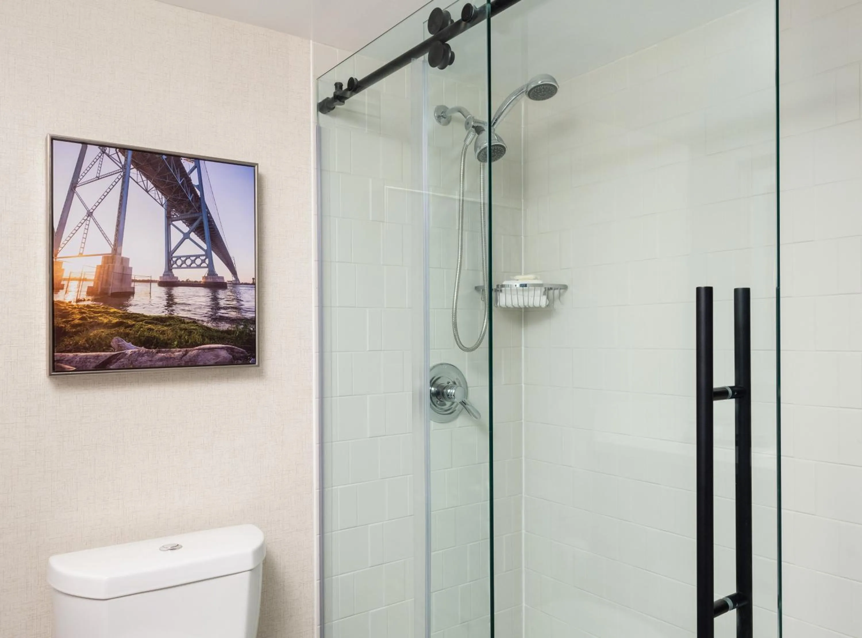 Shower in Sheraton Detroit Novi