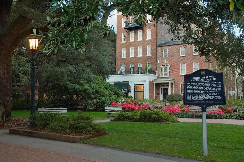 Area and facilities in Planters Inn on Reynolds Square