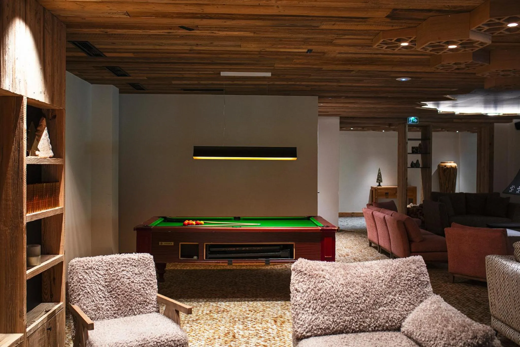 Communal lounge/ TV room in Hotel Beauregard