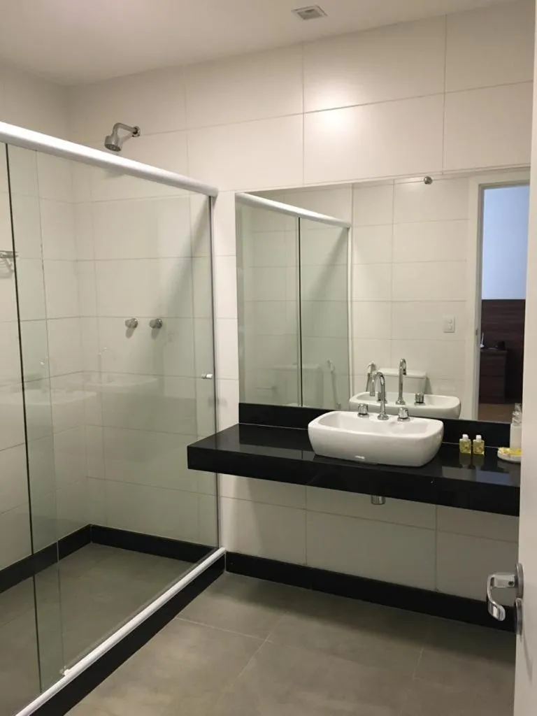 Shower in Hotel Be Loft Lounge