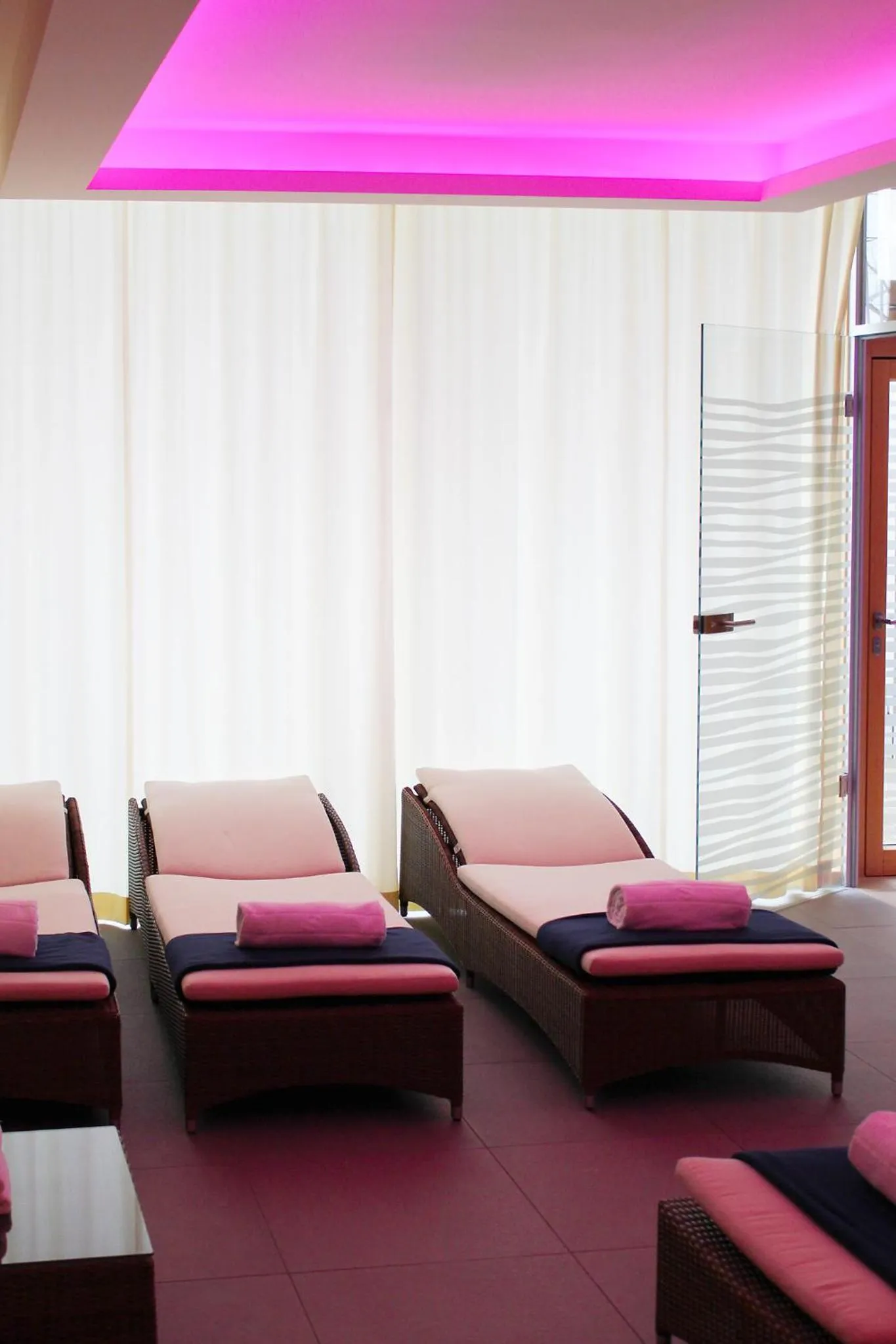 Spa and wellness centre/facilities, Bed in Ammerseehäuser