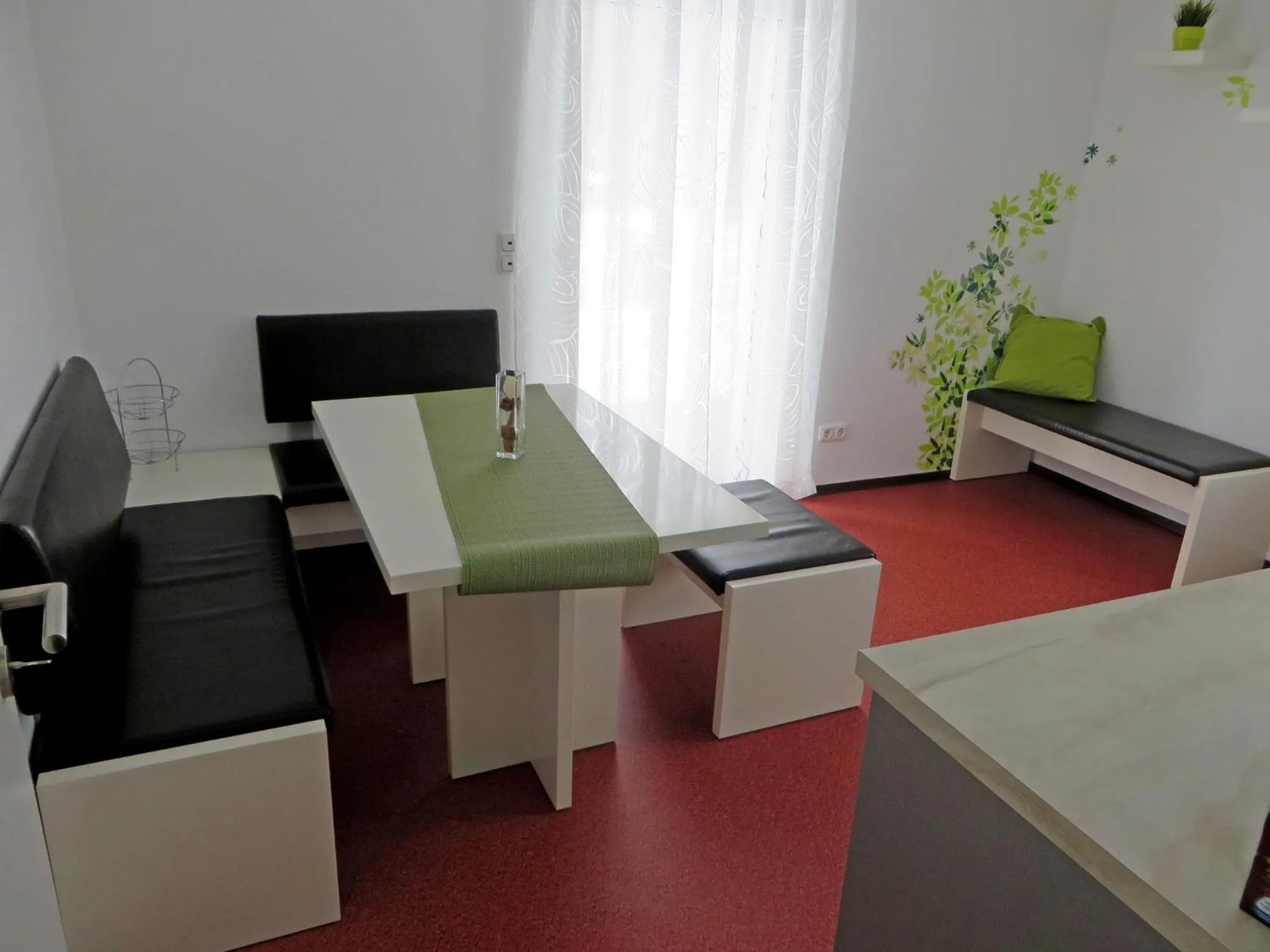 Kitchen or kitchenette, Bed in Ammerseehäuser