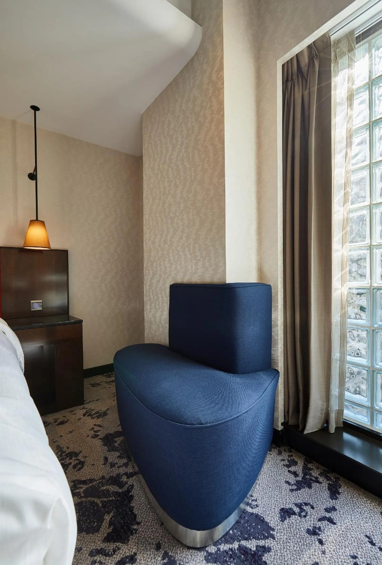 Photo of the whole room, Bed in Tango Inn Taipei ZhongShan