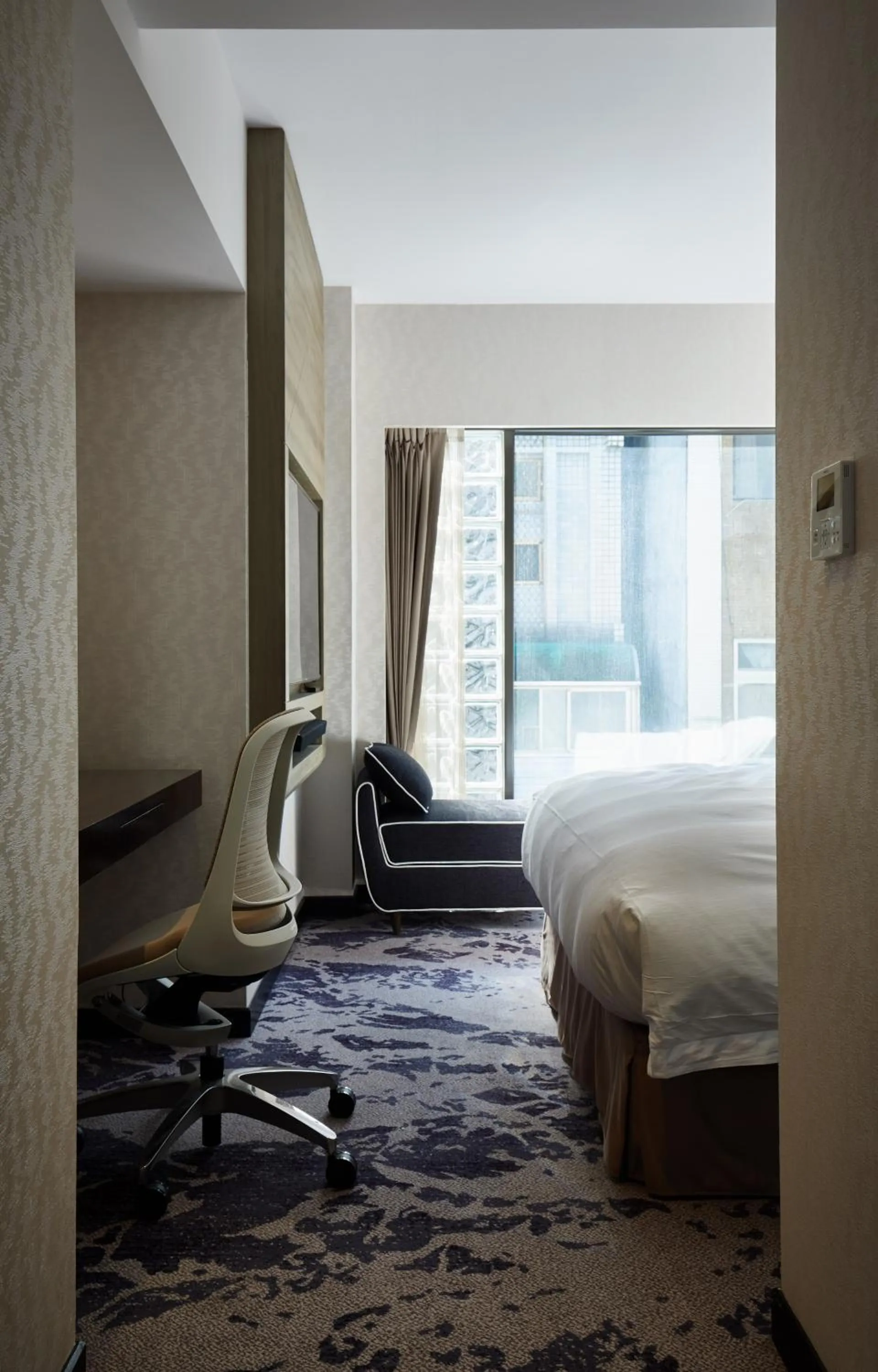 Photo of the whole room, Bed in Tango Inn Taipei ZhongShan