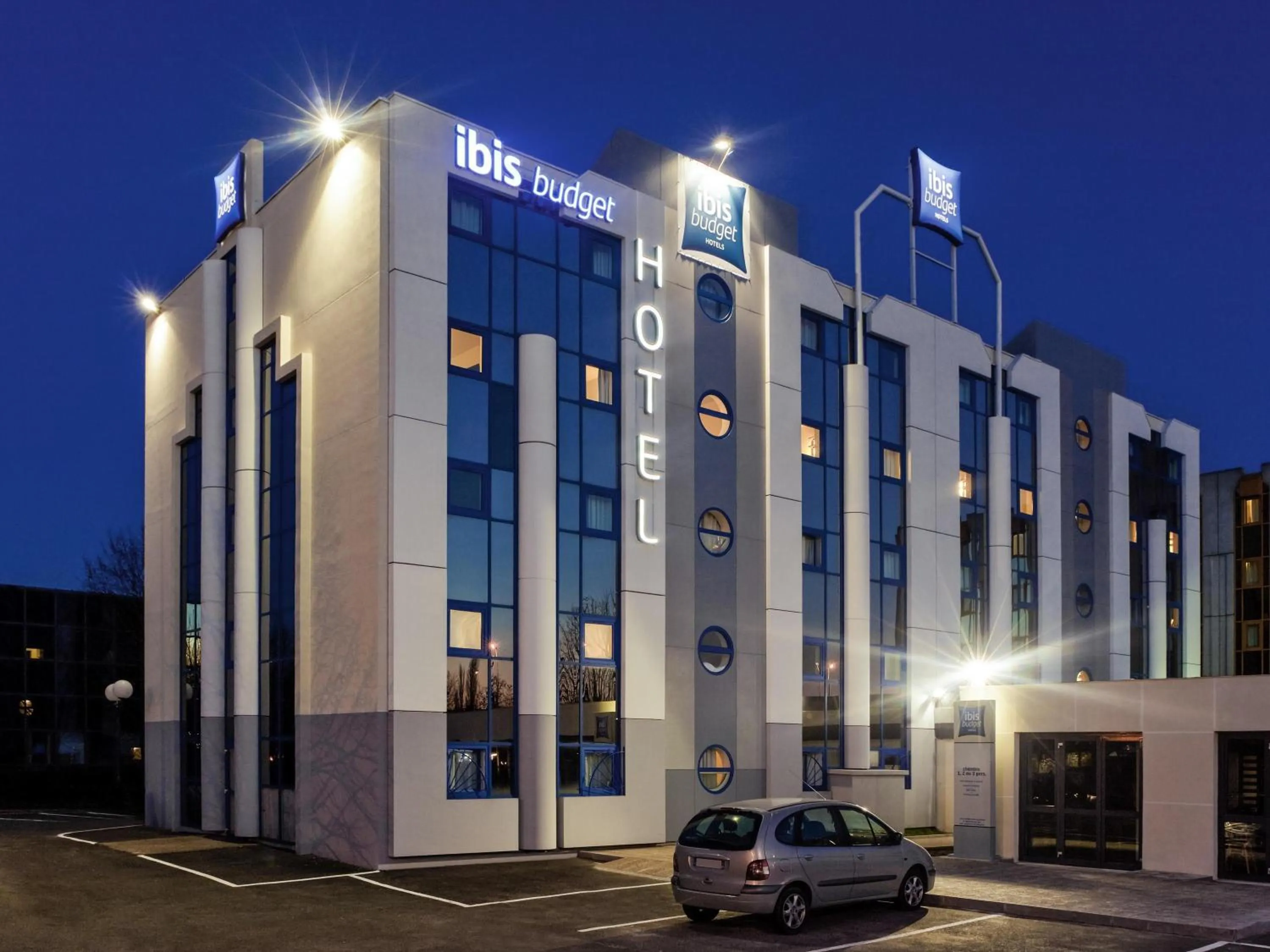 Property building in ibis budget Grigny Centre
