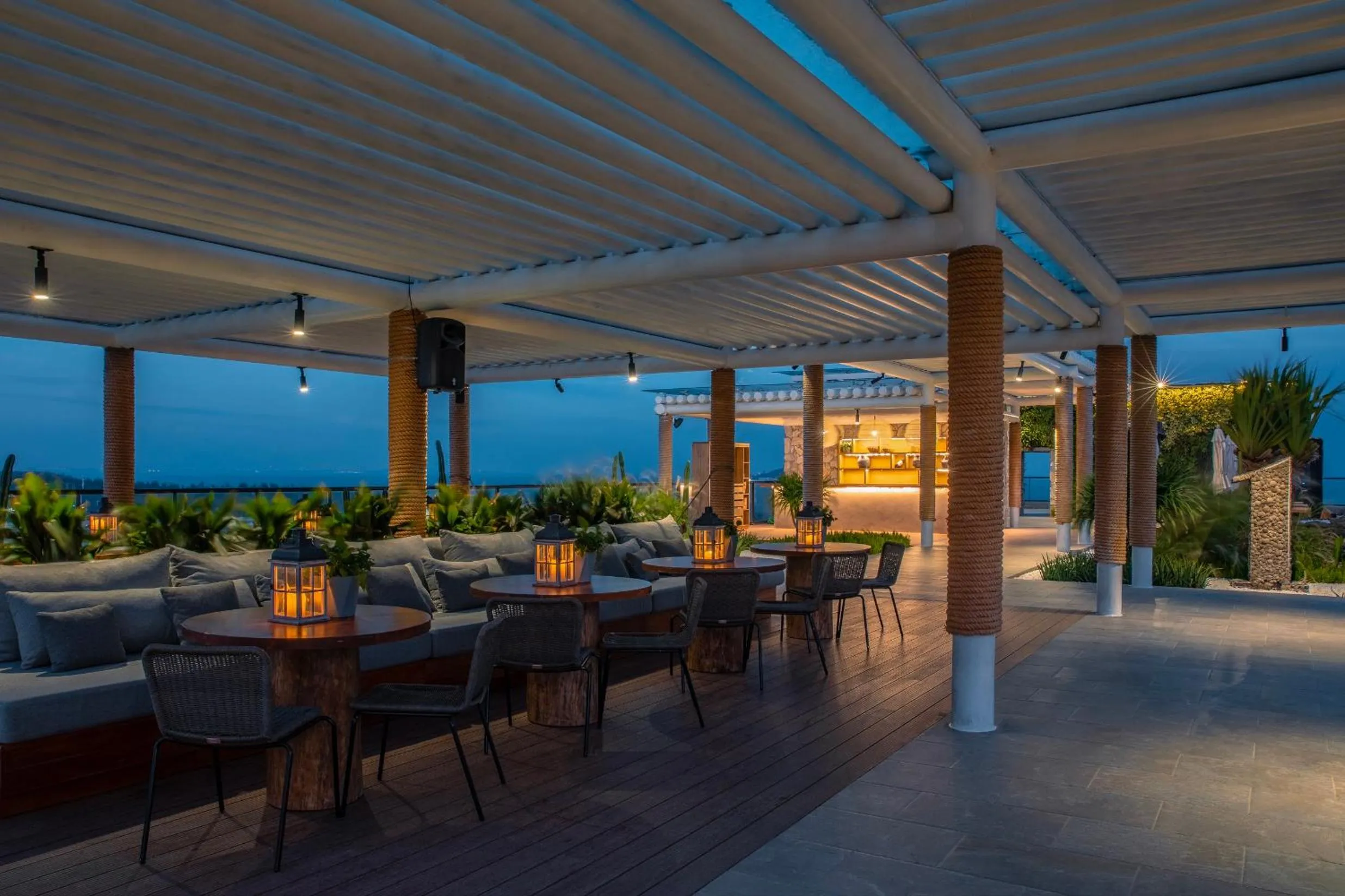 Lounge or bar in 1 Hotel Haitang Bay, Sanya