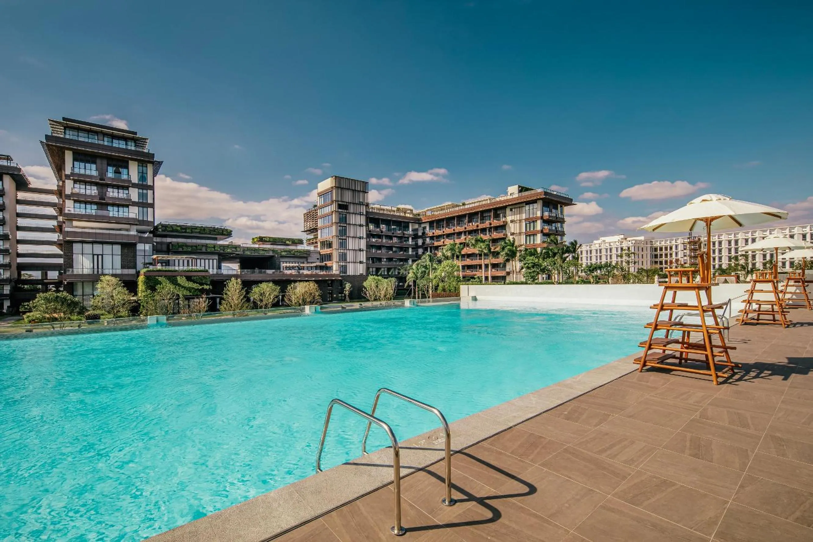 Swimming pool in 1 Hotel Haitang Bay, Sanya