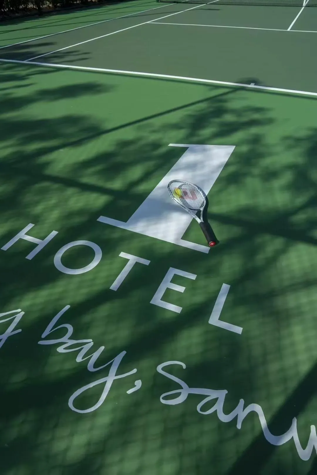 Tennis court in 1 Hotel Haitang Bay, Sanya