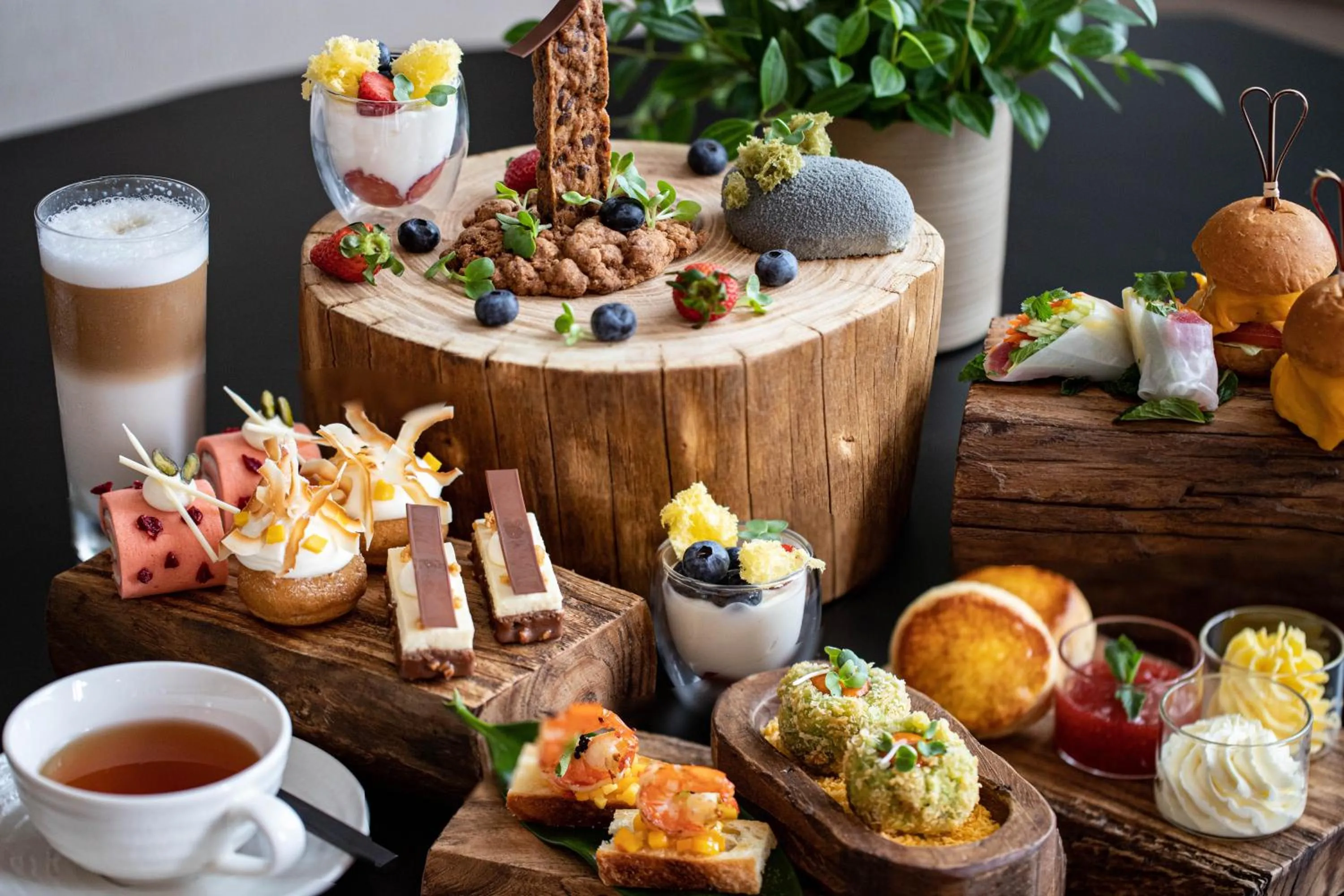 Food and drinks in 1 Hotel Haitang Bay, Sanya