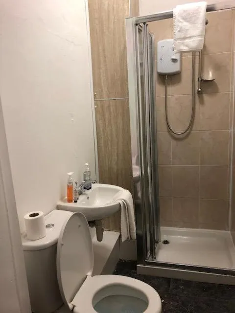 Other, Bathroom in Renfrew rooms at City Centre