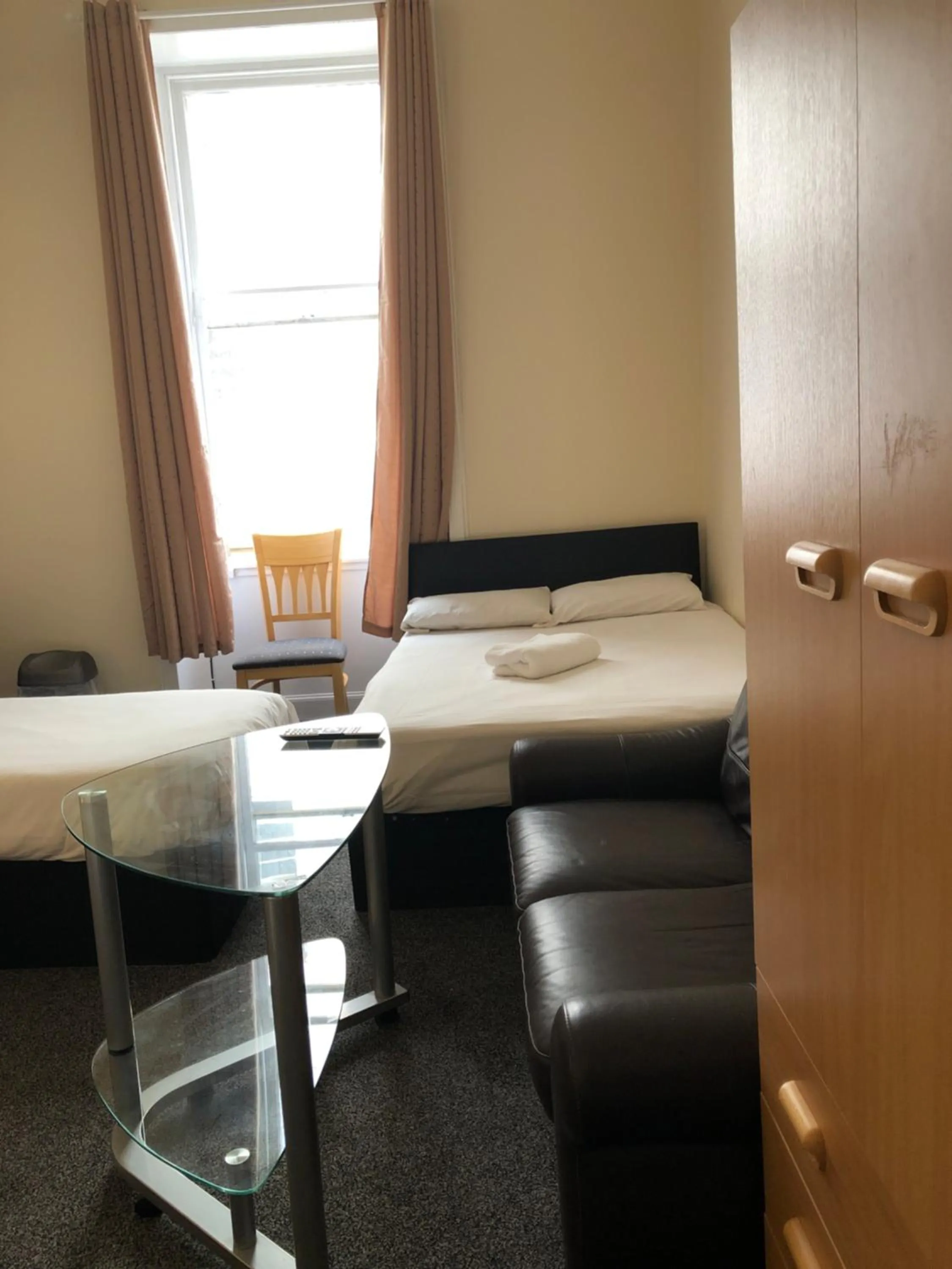 Renfrew rooms at City Centre