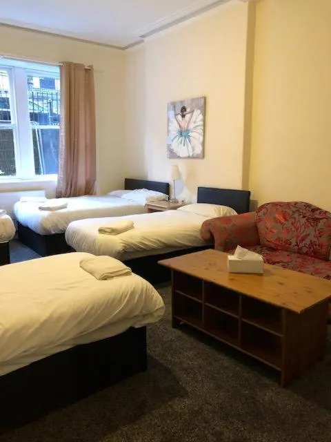 Other in Renfrew rooms at City Centre