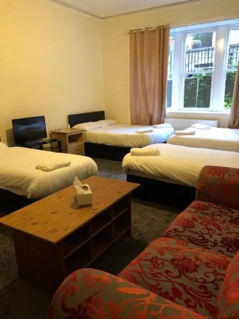 Other in Renfrew rooms at City Centre
