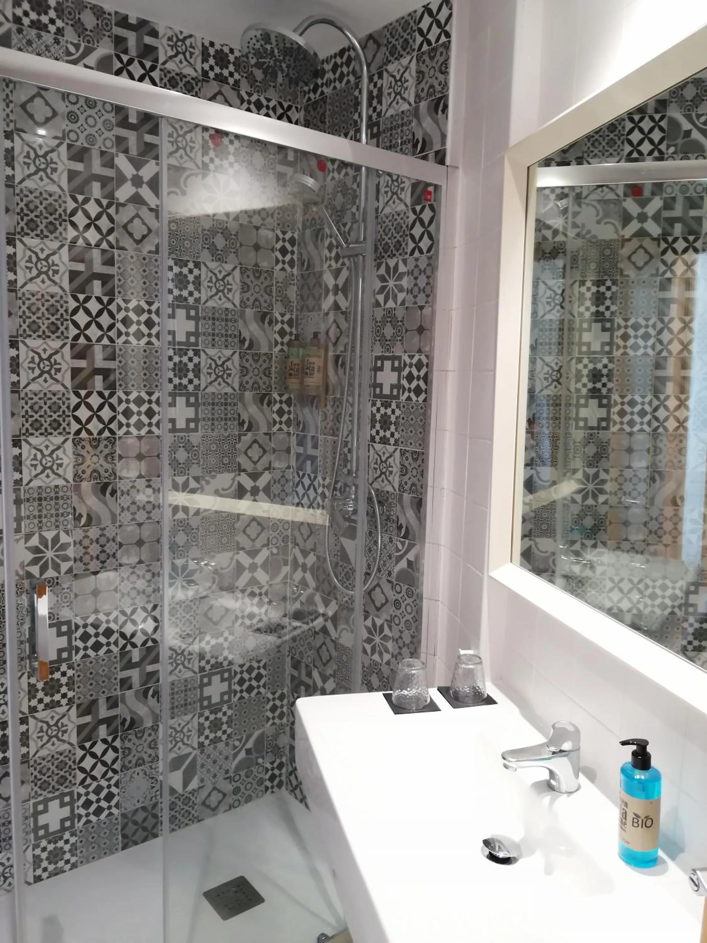 Hostal Cuéntame Evolución Auto Check in