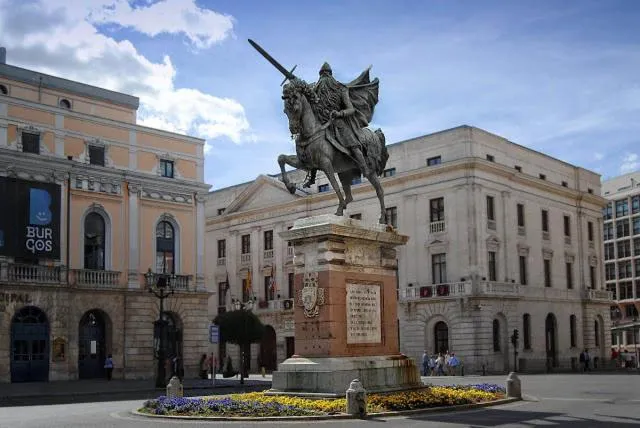 Property building in Hostal Cuéntame Evolución Auto Check in