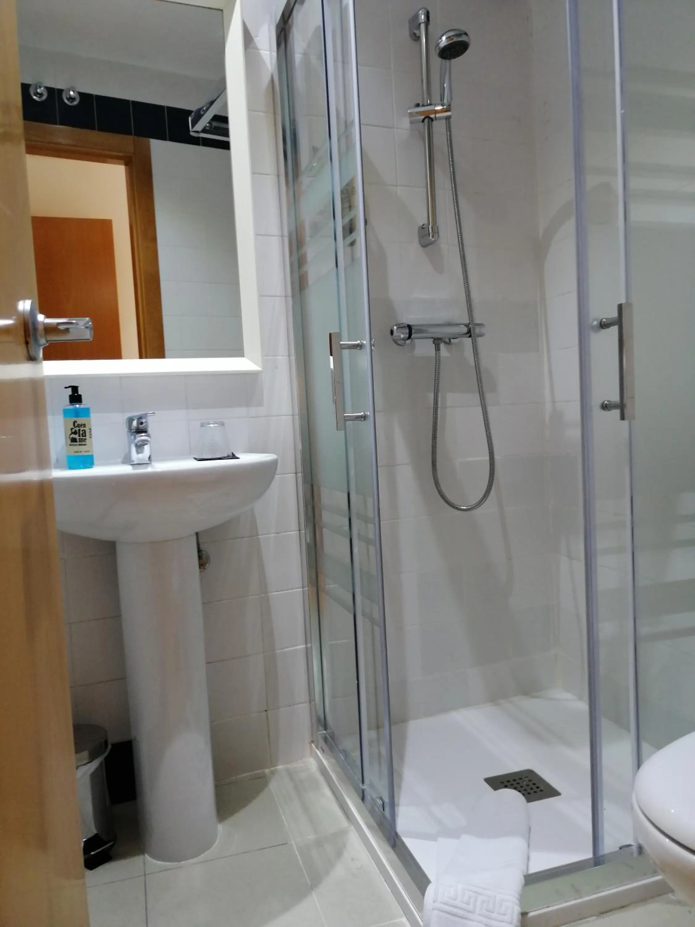 Hostal Cuéntame Evolución Auto Check in