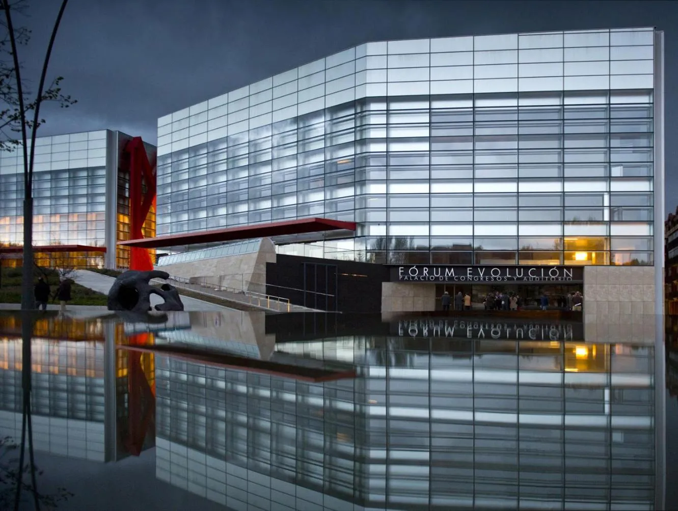 Property building in Hostal Cuéntame Evolución Auto Check in