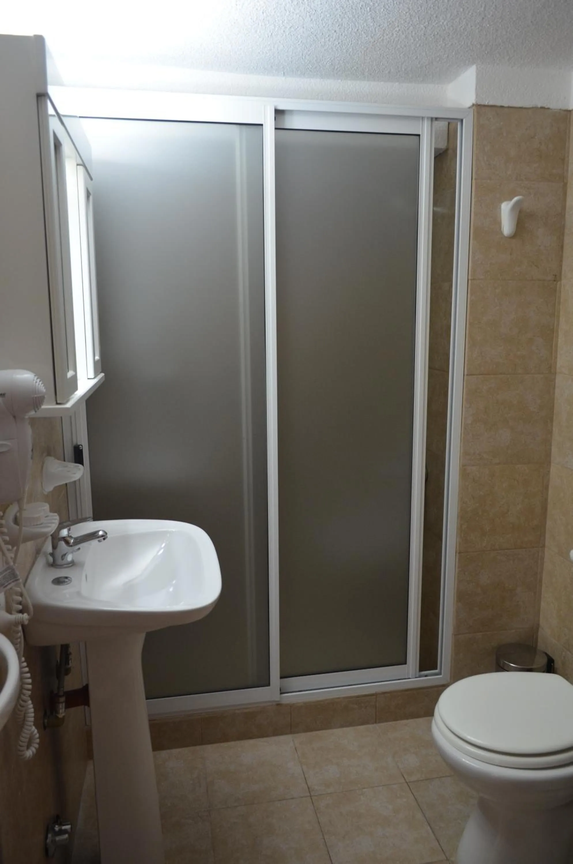 Bathroom in Hotel Victoria